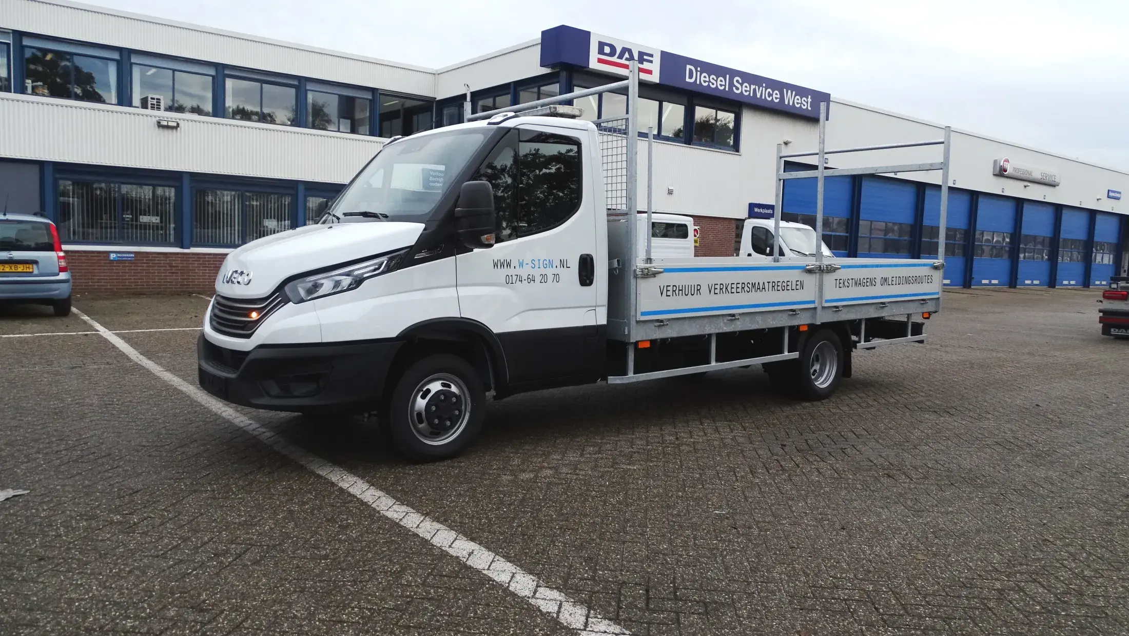 W-Sign - IVECO Daily 40C18 HA8 - Open Laadbak