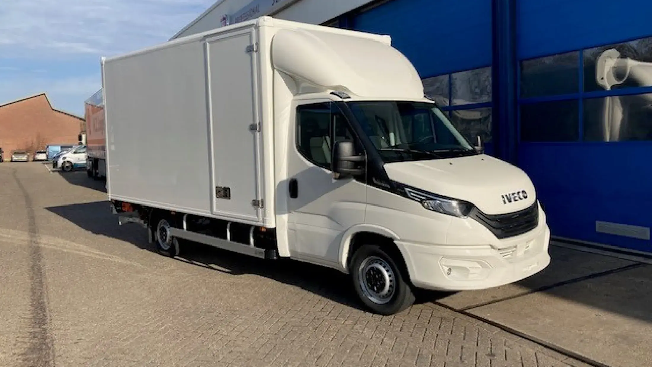 IVECO Daily 35S16A8 - Grill Academy