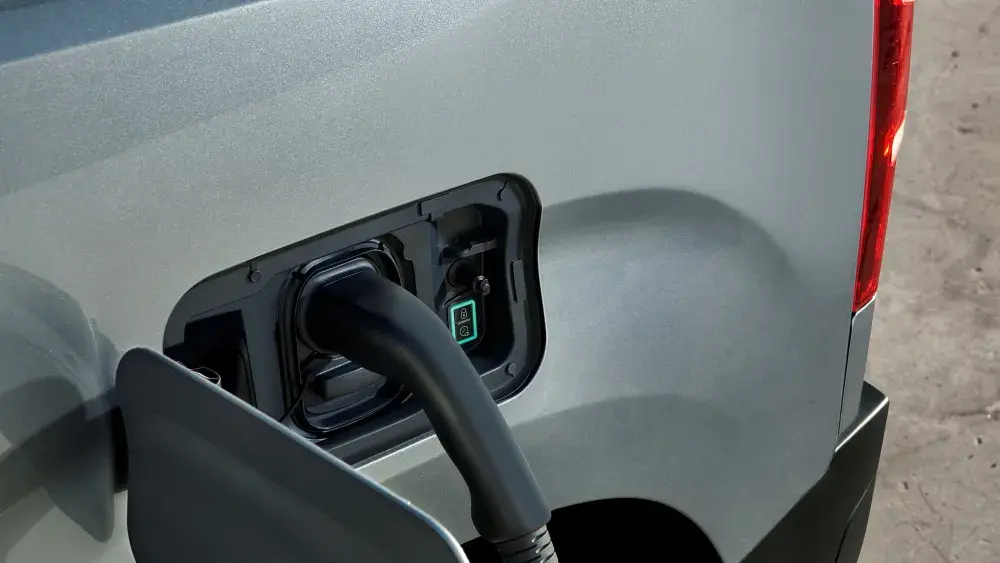 FIAT DOBLO MY2022 Charger