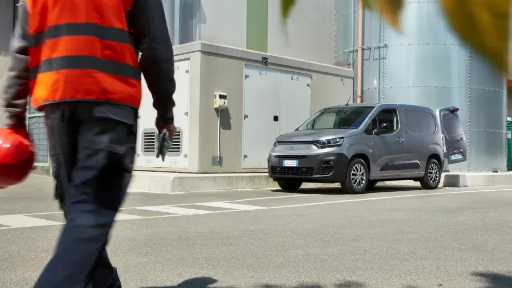 FIAT DOBLO MY2022 Constr