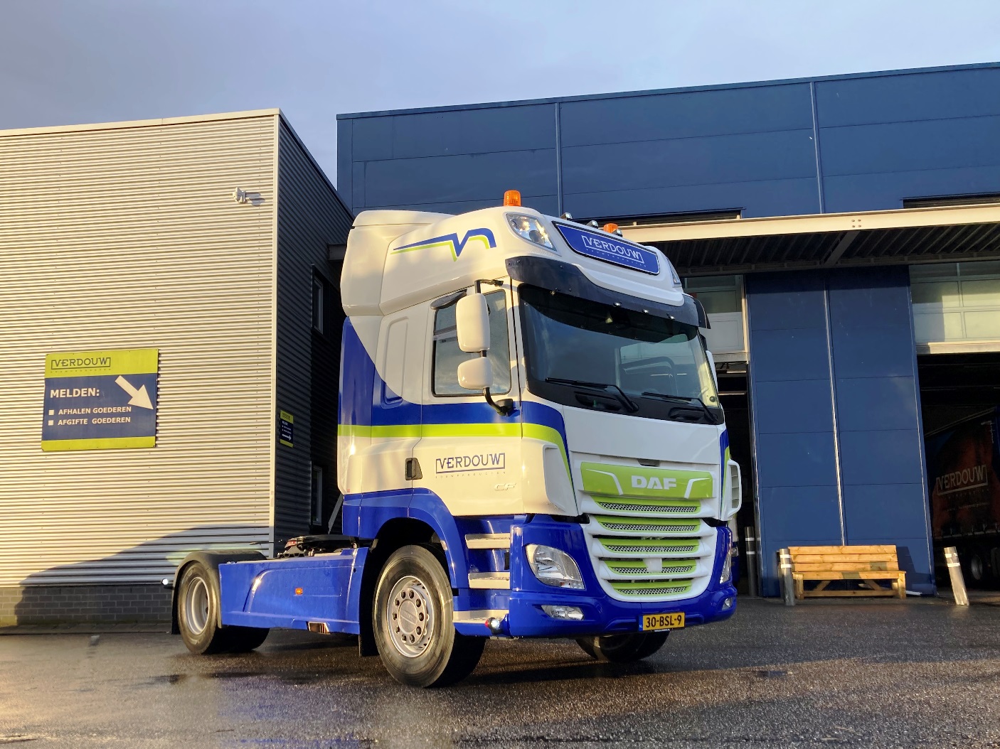 Verdouw Bouwmaterialen - CF 340 FT SC