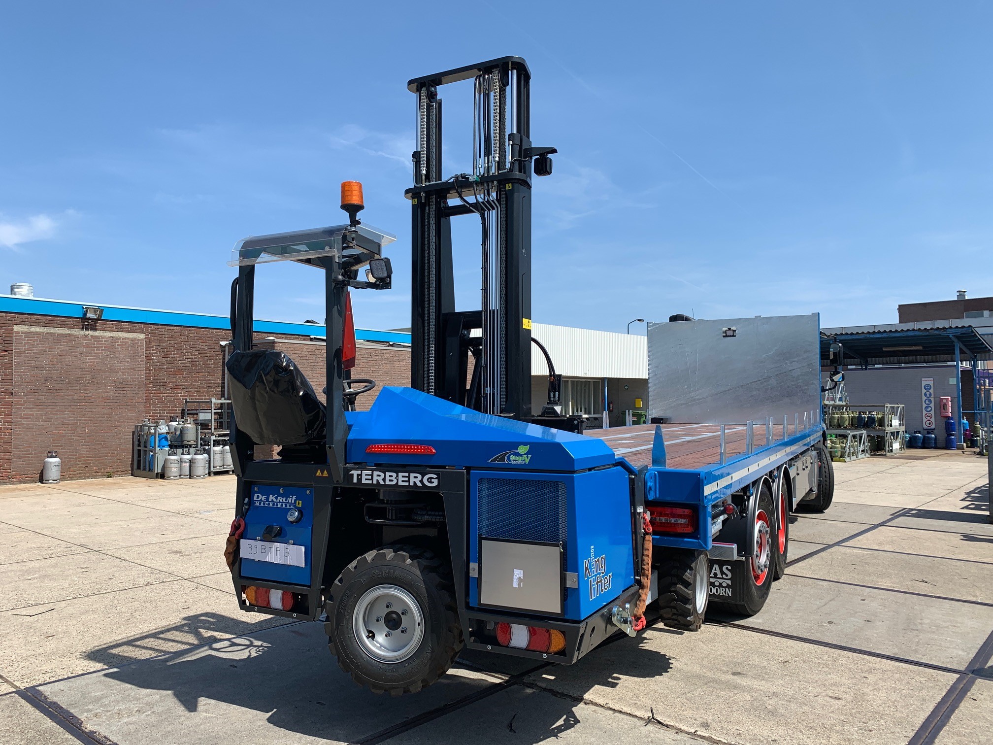 Donders - DAF CF 370 FAN DC