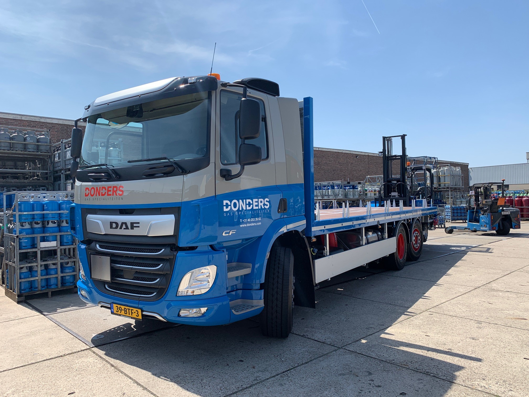 Donders - DAF CF 370 FAN DC