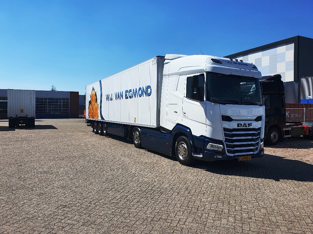 DAF XG 480 FT NGD W.J. van Egmond - Rijnsburg.jpg