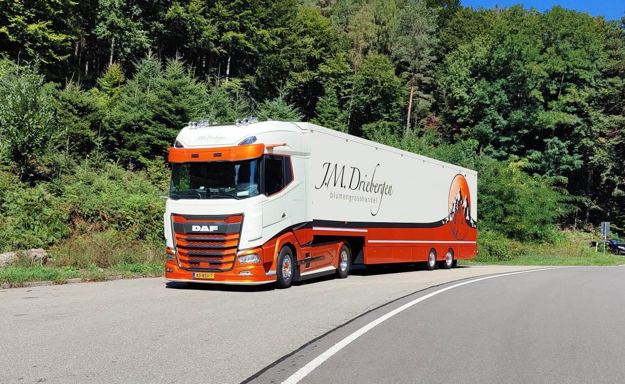 DAF XG+ 530 FT - JM Driebergen - Bloemengroothandel 