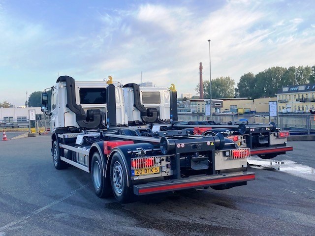 Avalex - Vervoer&Materieel - 2x DAF CF 410 FAN DC Haakarm 