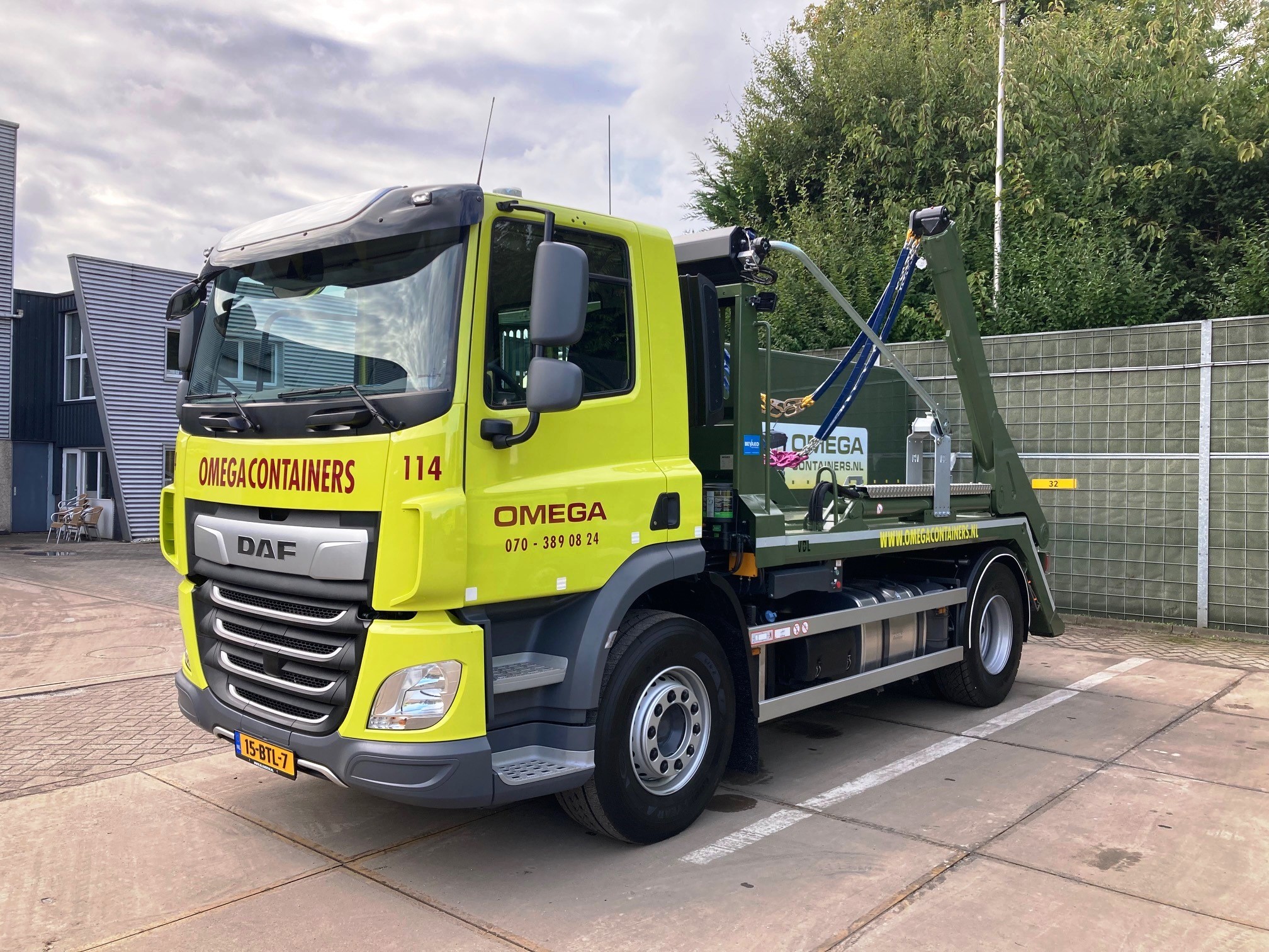 DAF CF 300 FA DC - Omega Containers Den Haag 