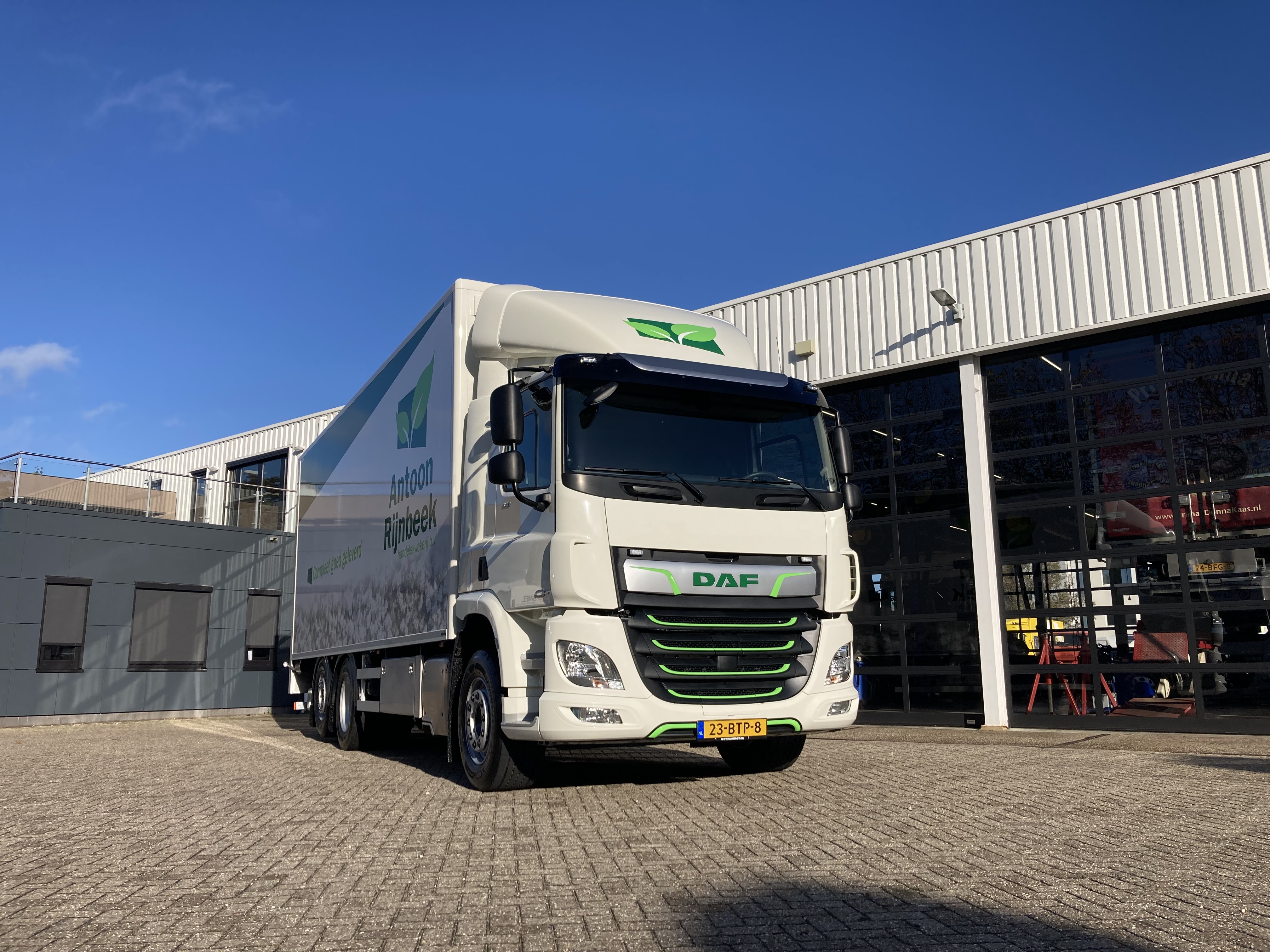 DAF CF 340 FAN DC - Antoon Rijnbeek - Dazzler BV