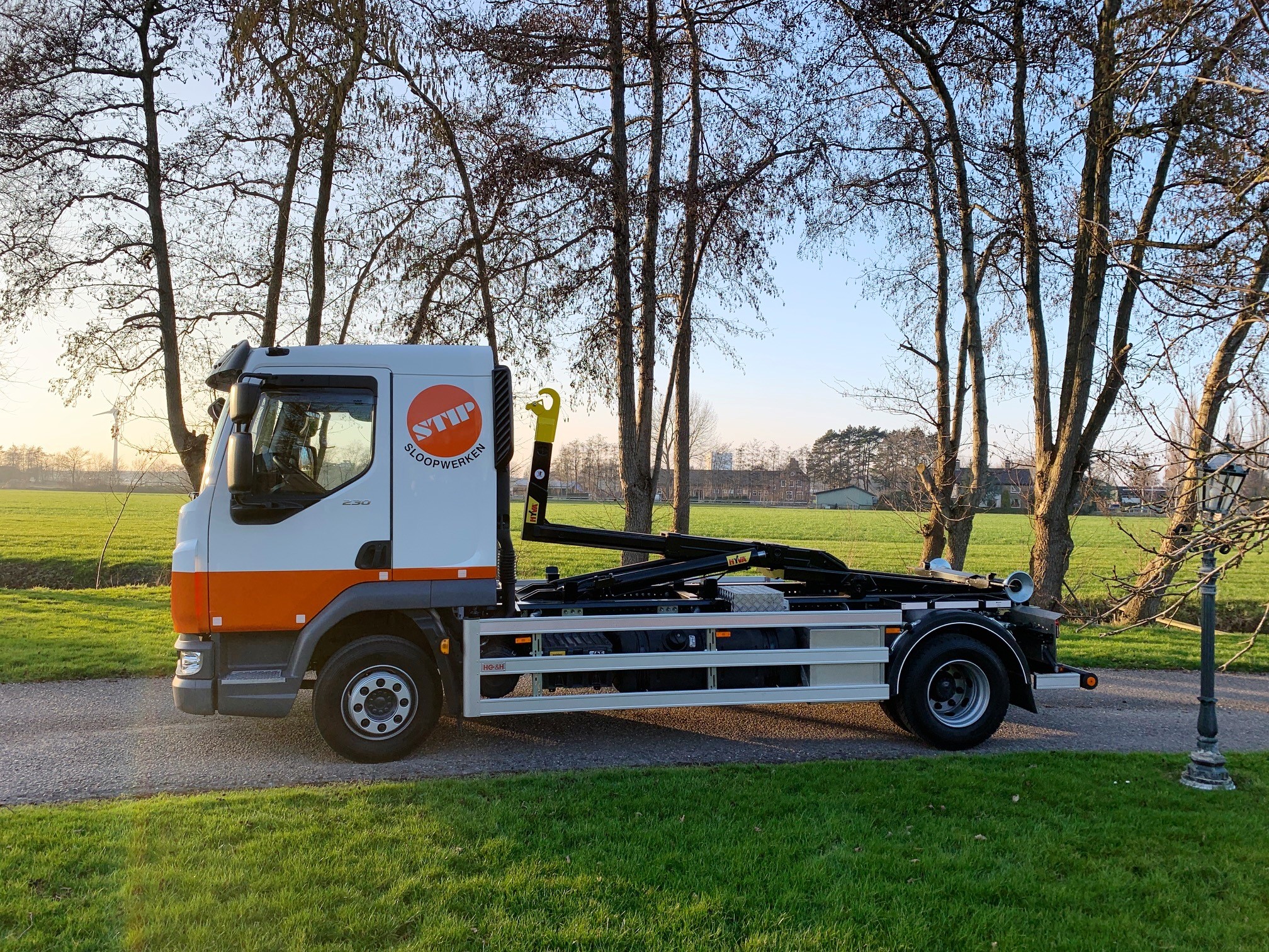 DAF DAF LF 230 FA VDC 12T - Gebr. Stip