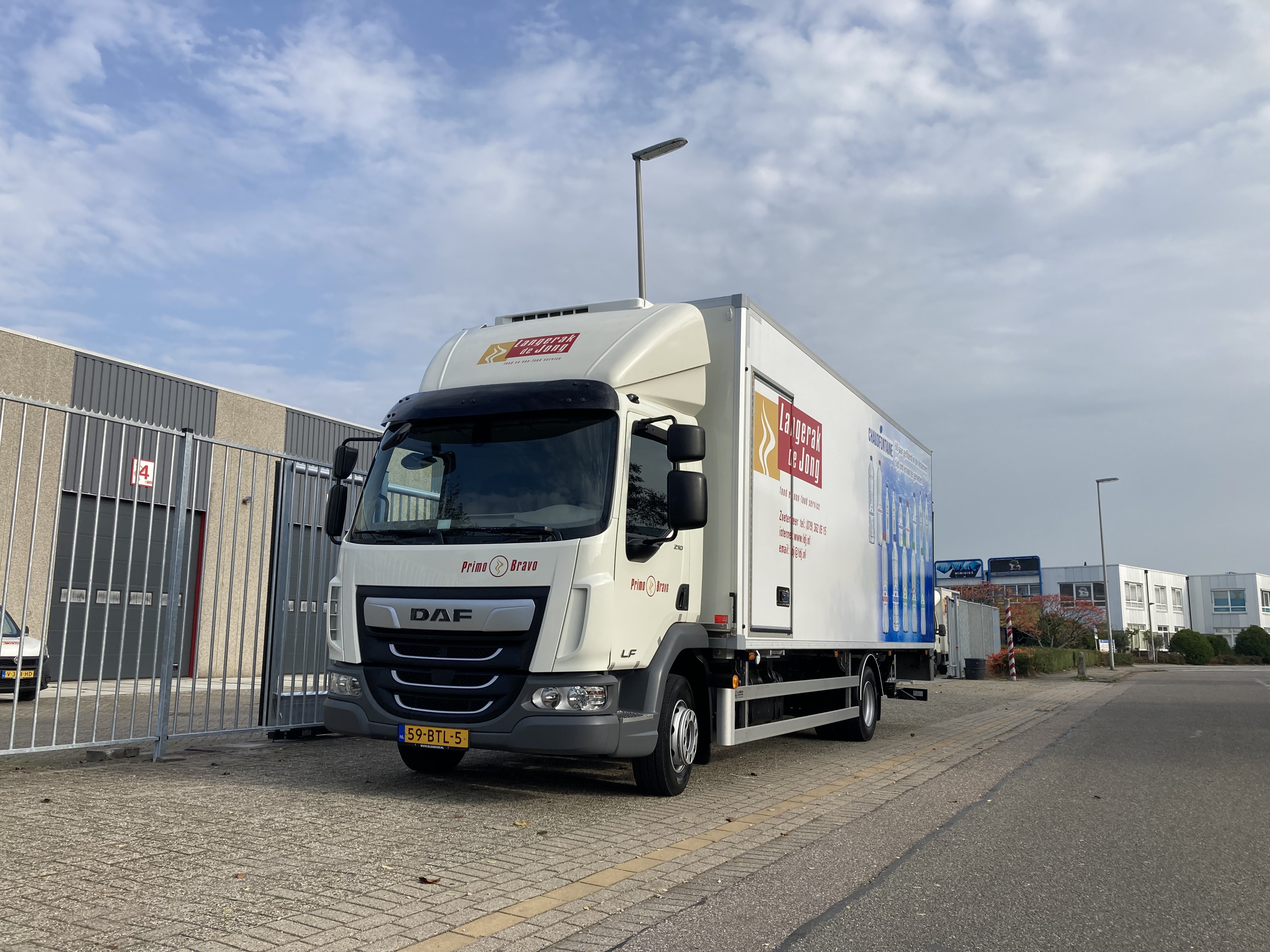 DAF LF 210 FA VDC 12T - Langerak de Jong