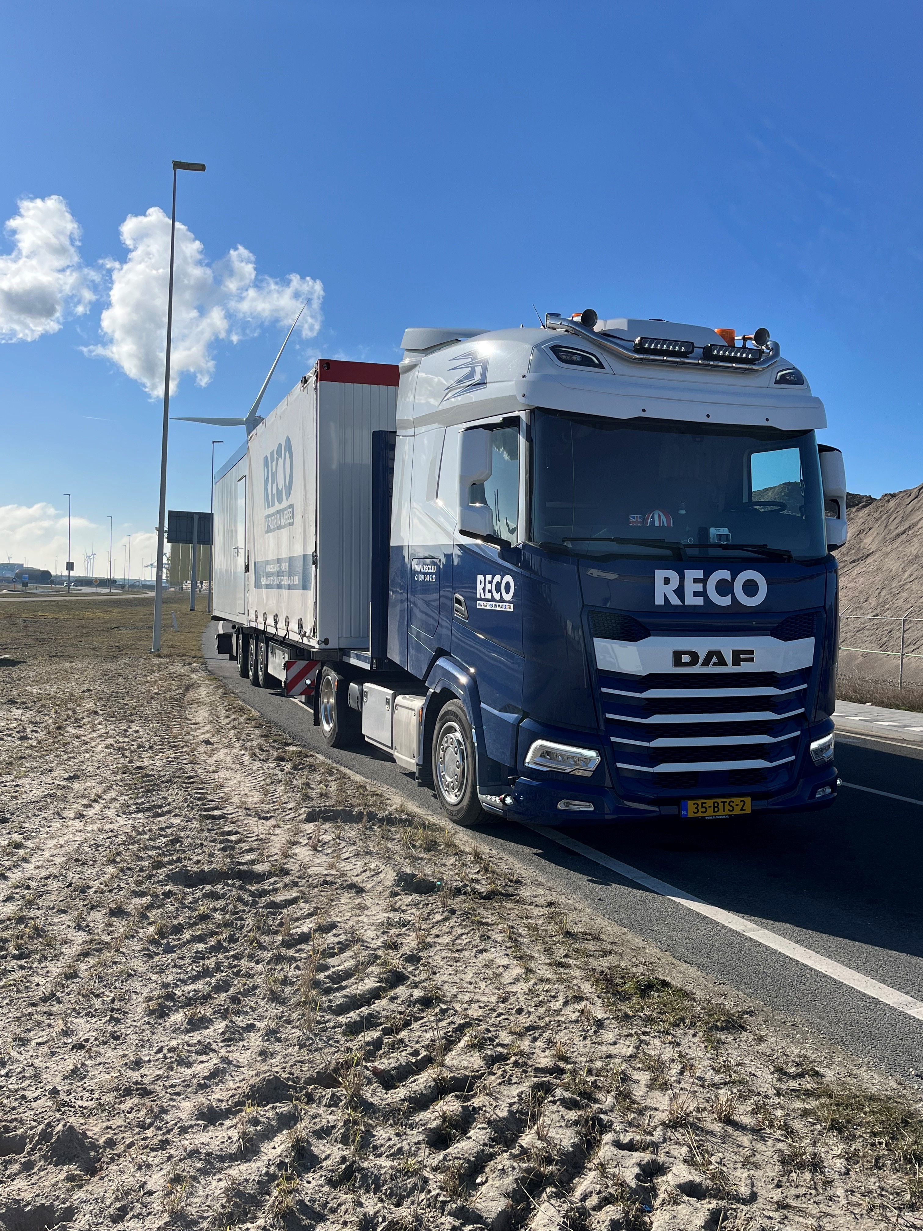 RECO Holding - 2x DAF XG 480 FT NGD LD