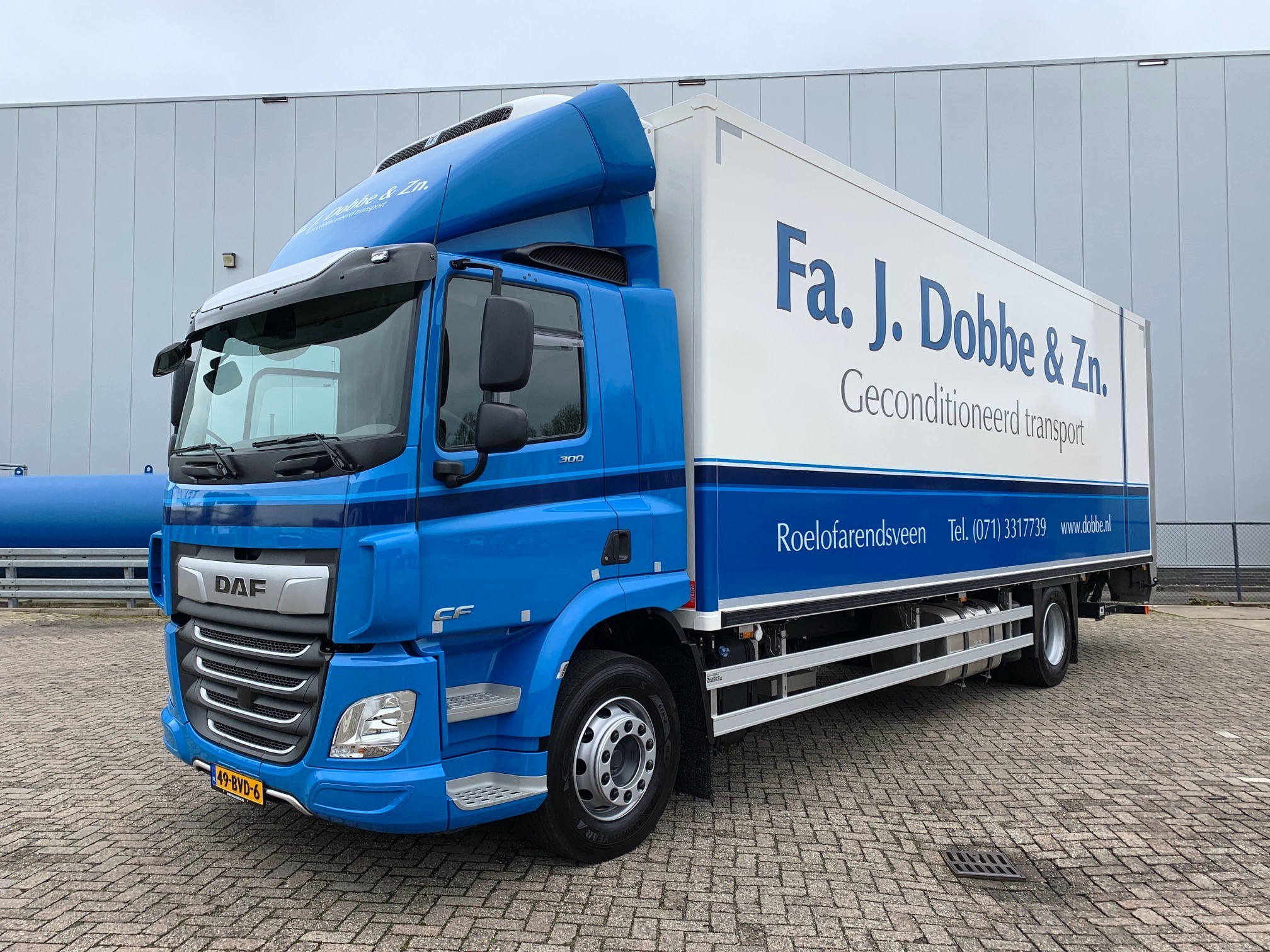 DAF CF 300 FA DC - Fa. J. Dobbe & Zn