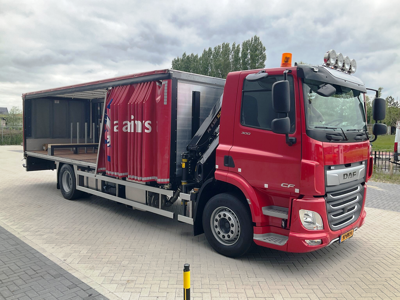 CM STAAL - DAF CF 300 FA DC