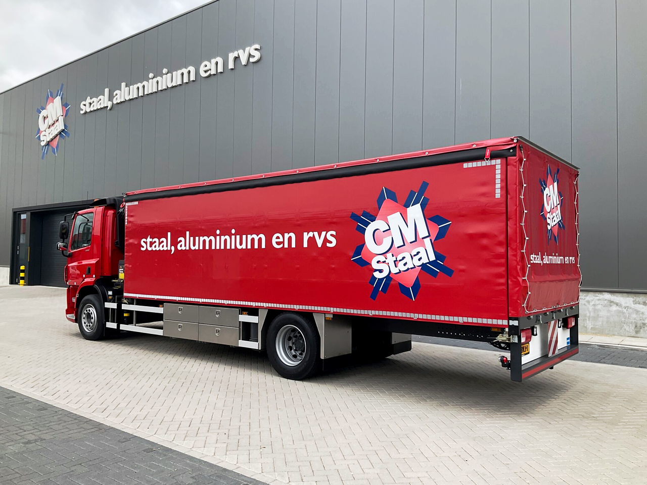 CM STAAL - DAF CF 300 FA DC