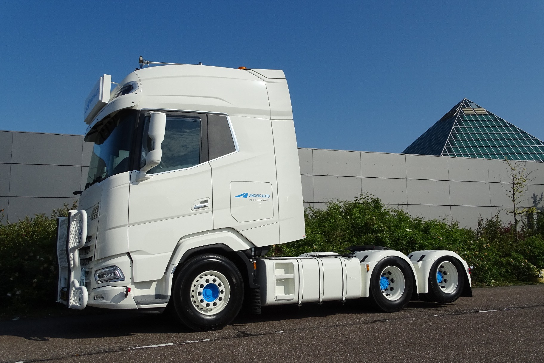 Angvik Auto  XG Plus 530 FTS NGD 