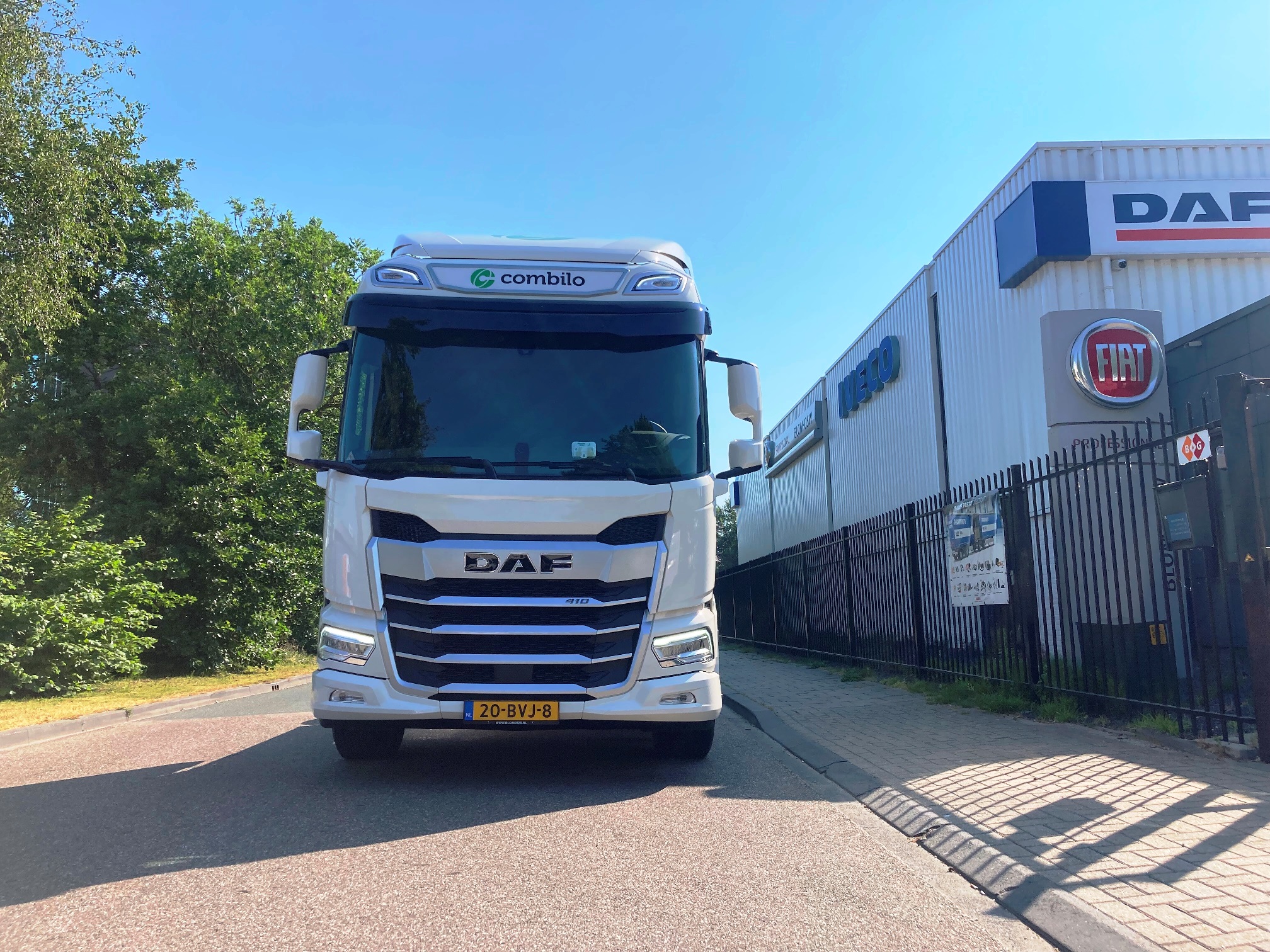 Combilo - DAF XD 410 FT SHC NGD