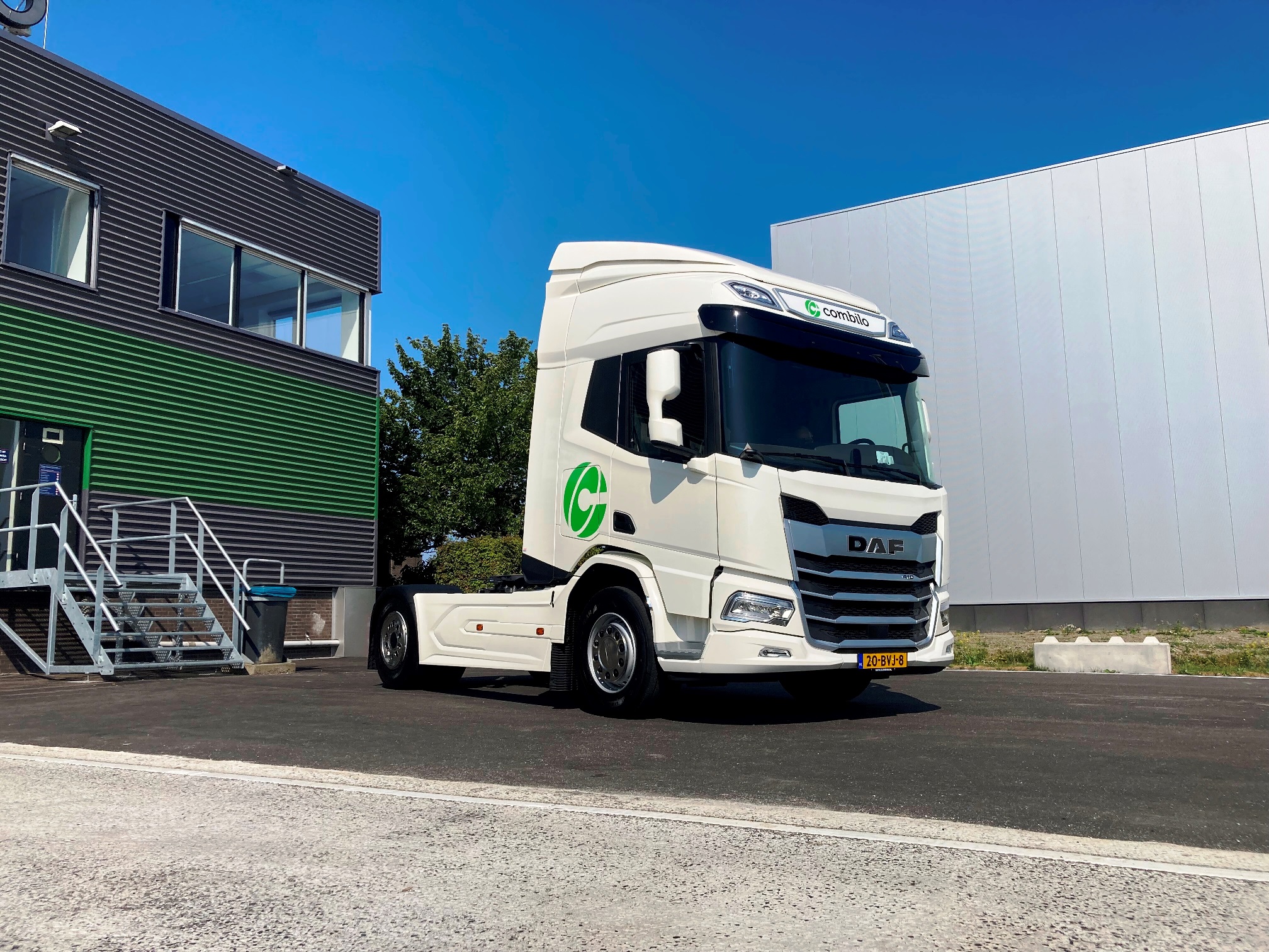 Combilo - DAF XD 410 FT SHC NGD