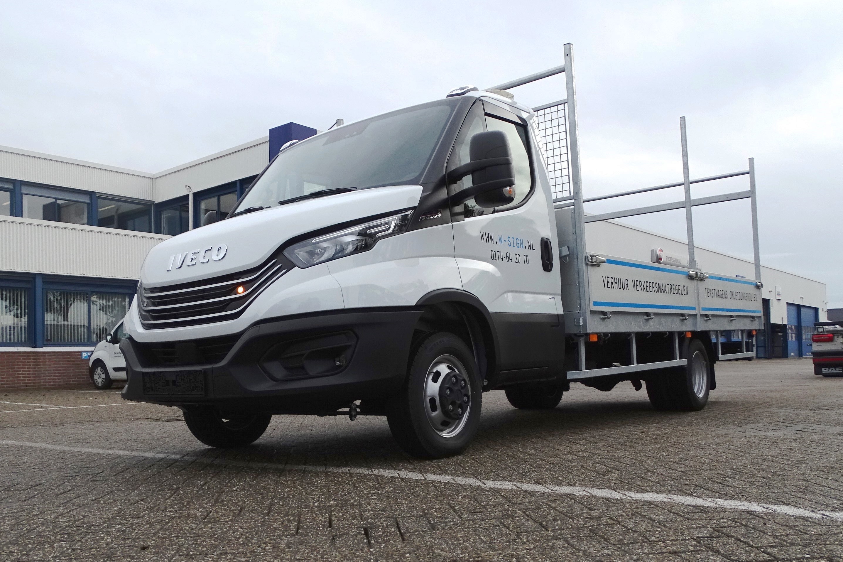 W-Sign - Iveco Daily 40C18 HA8