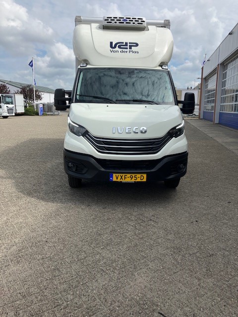 Van Der Plas Flowers and Plants - Iveco Daily 40C18 HA8
