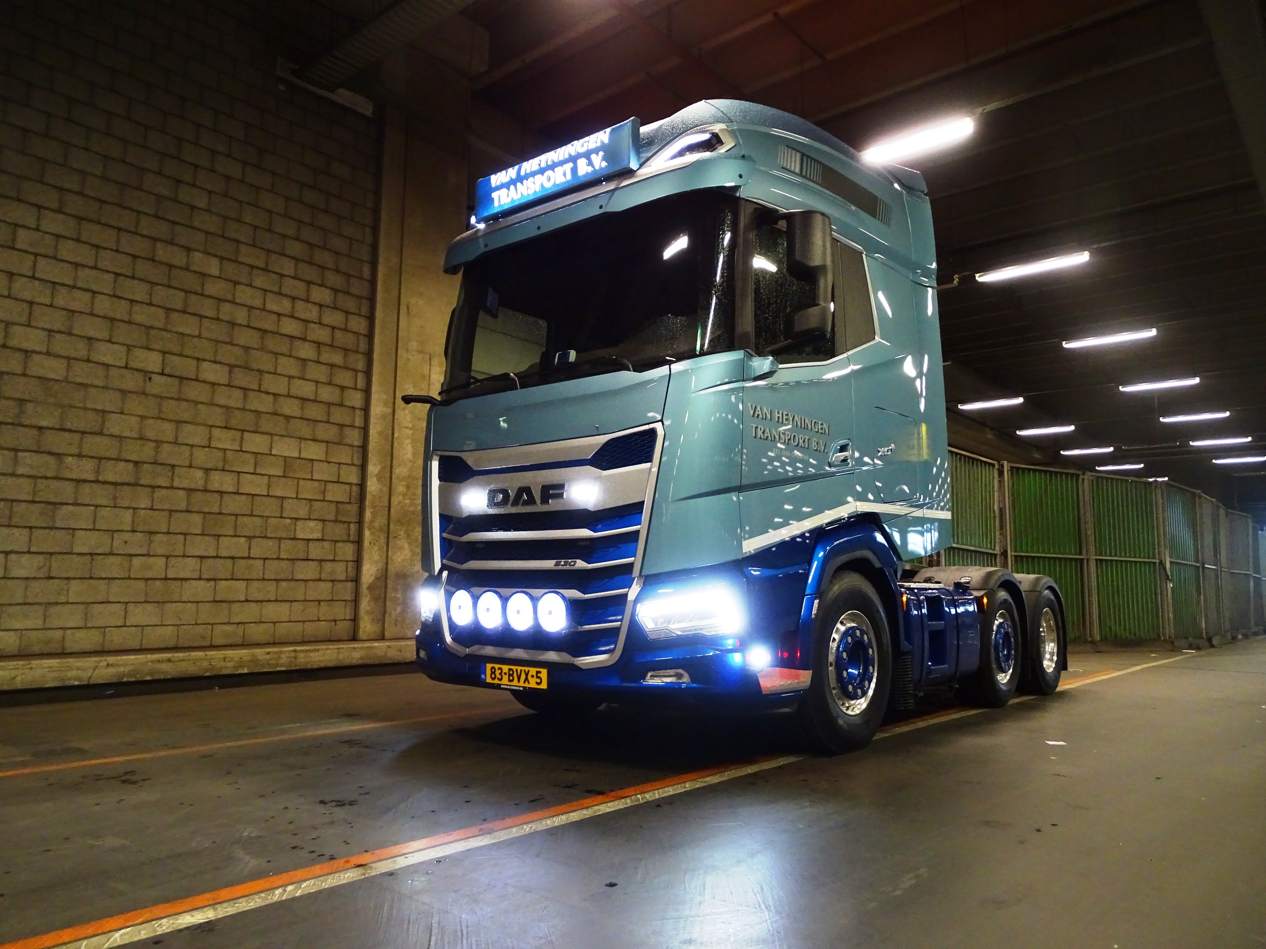 DAF XG+ 530 FTG NGD - Van Heyningen Transport BV