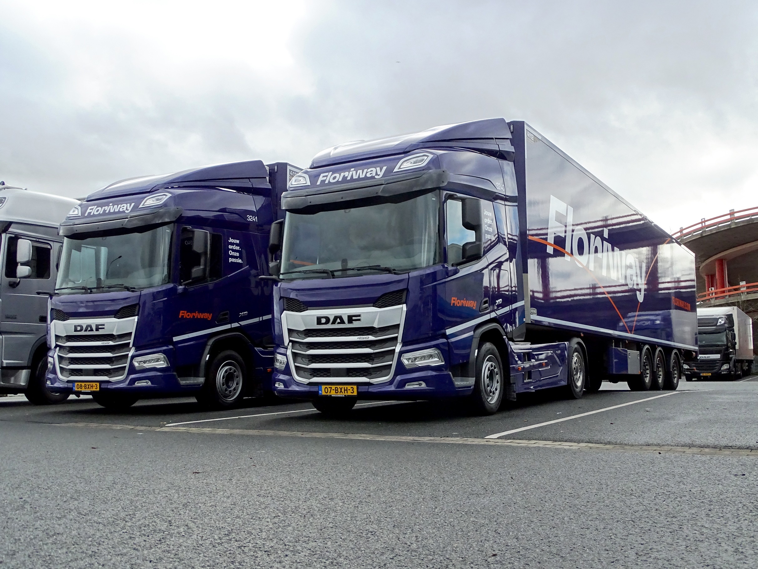 2x DAF XD 450 FT SHC - Floriway