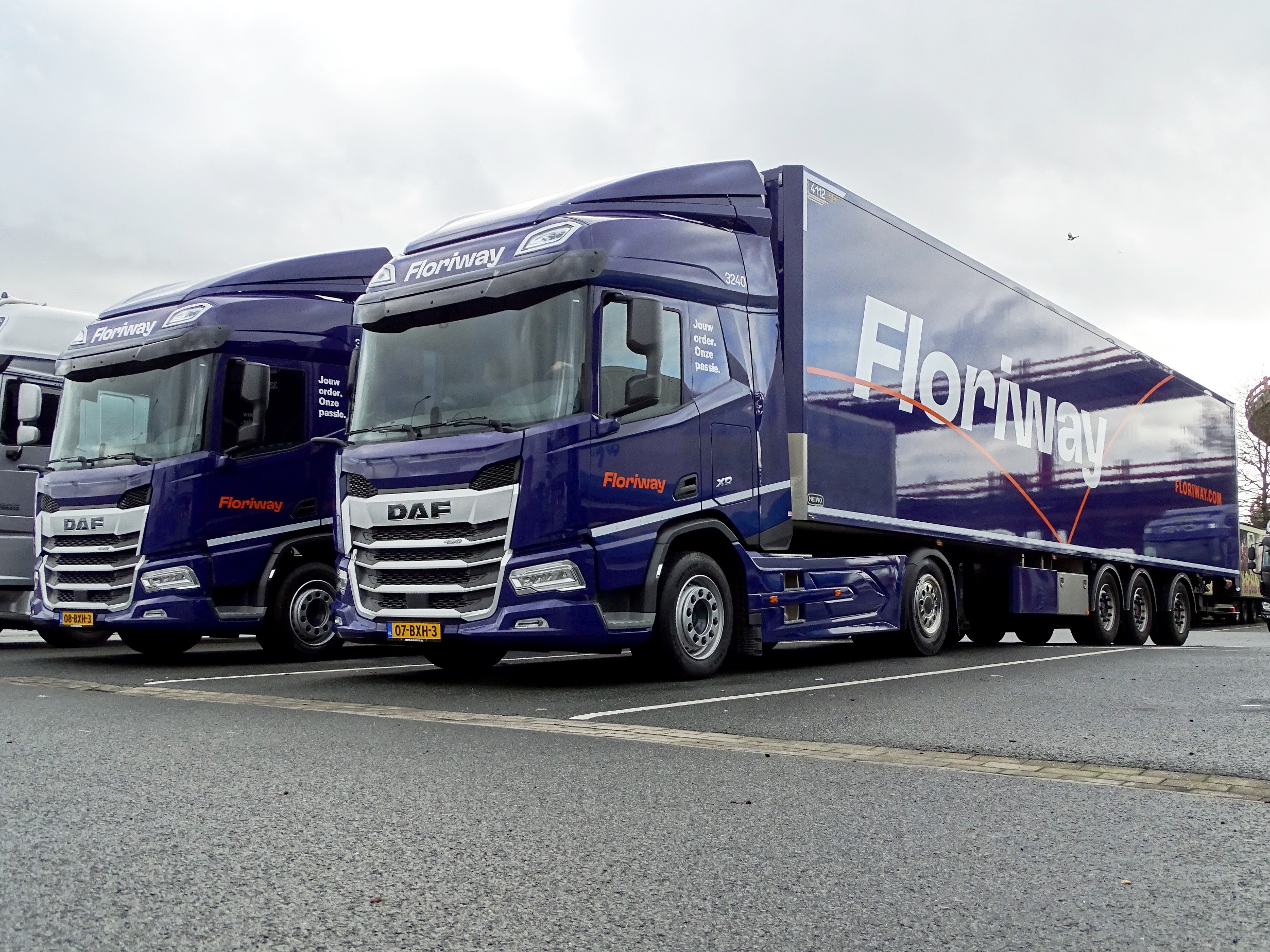 2x DAF XD 450 FT SHC - Floriway