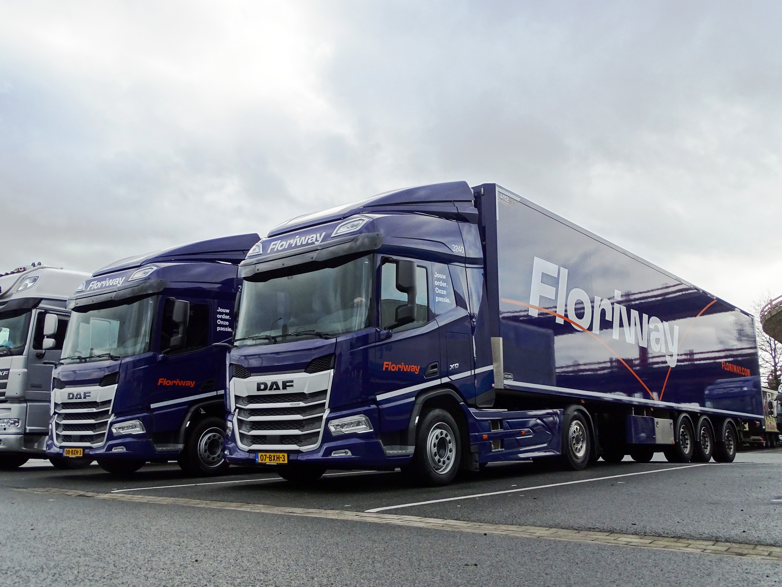 2x DAF XD 450 FT SHC - Floriway