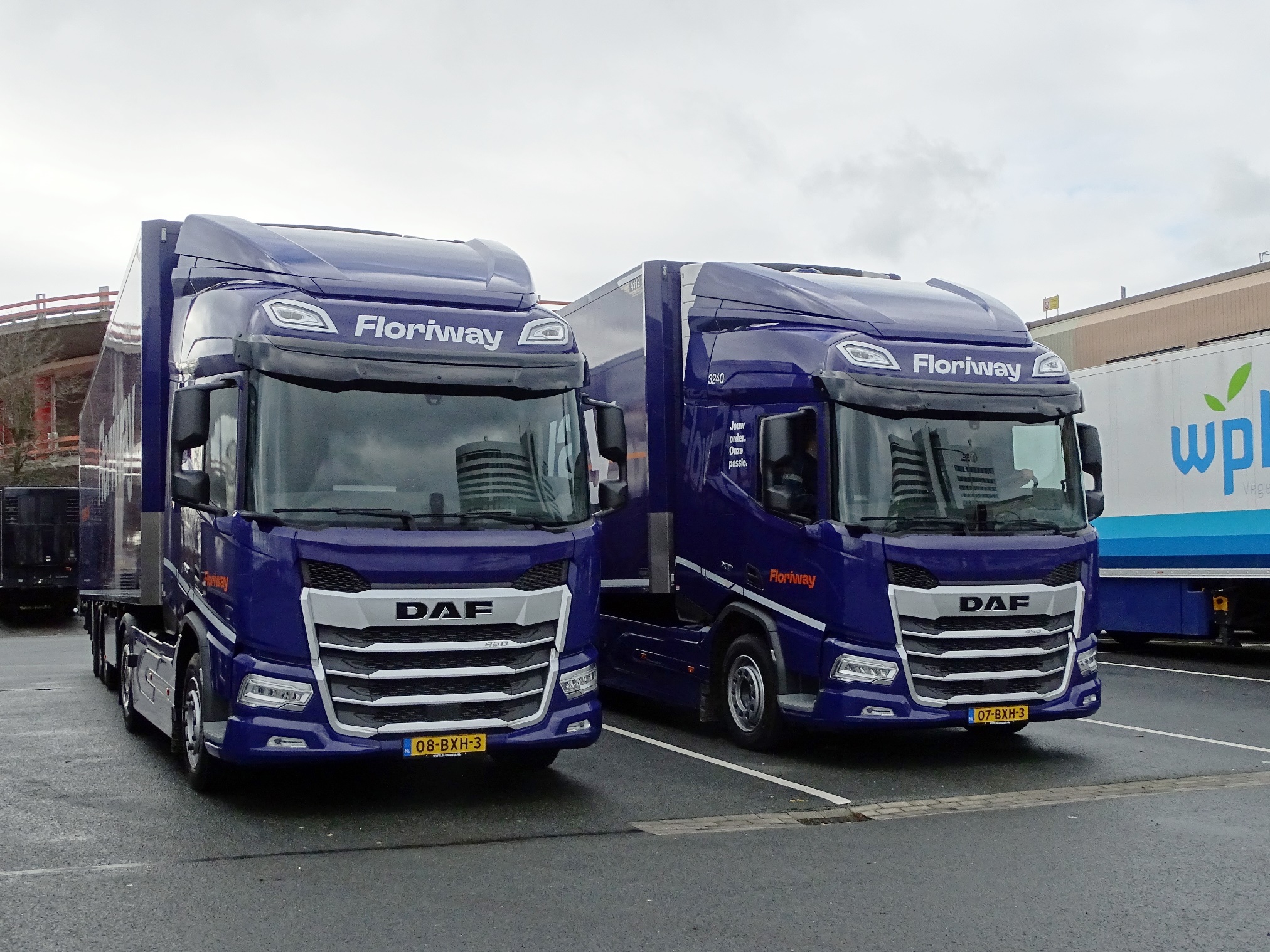 2x DAF XD 450 FT SHC - Floriway