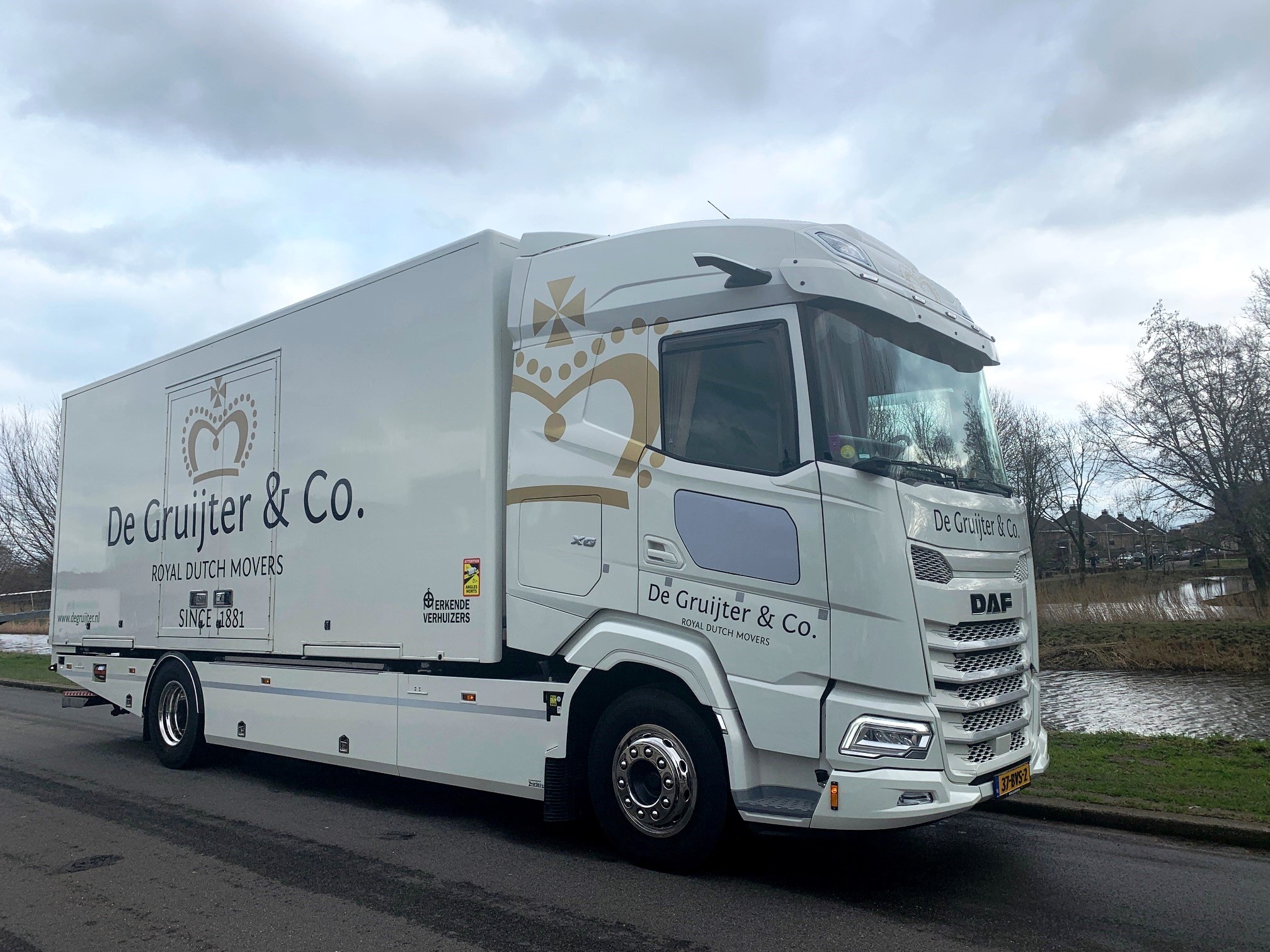 Koninklijke Meubeltransport Maatschappij de Gruijter & Co N.V. - DAF XG 450 FA NGD