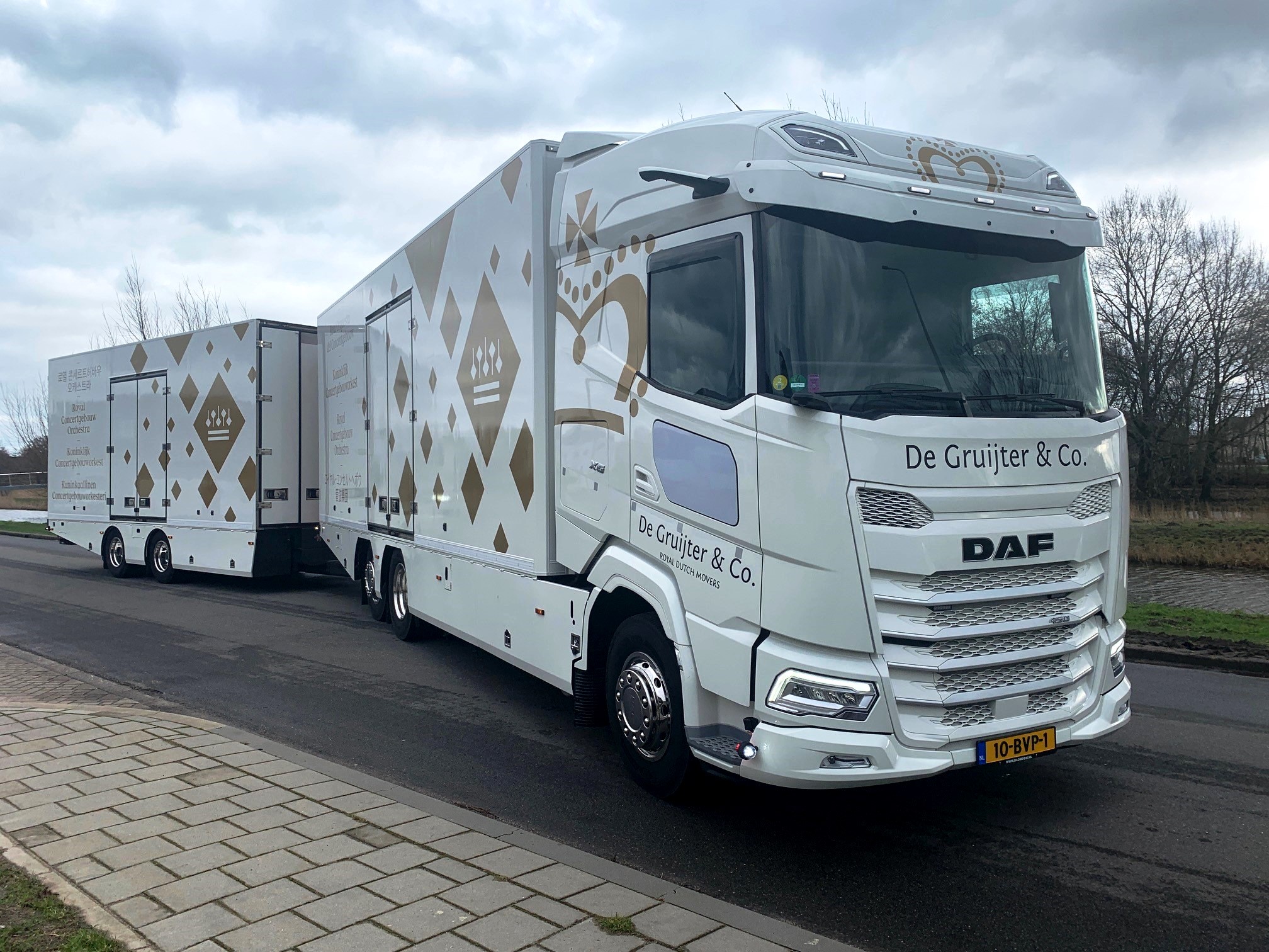 Koninklijke Meubeltransport Maatschappij de Gruijter & Co N.V. - XG 450 FAN NGD