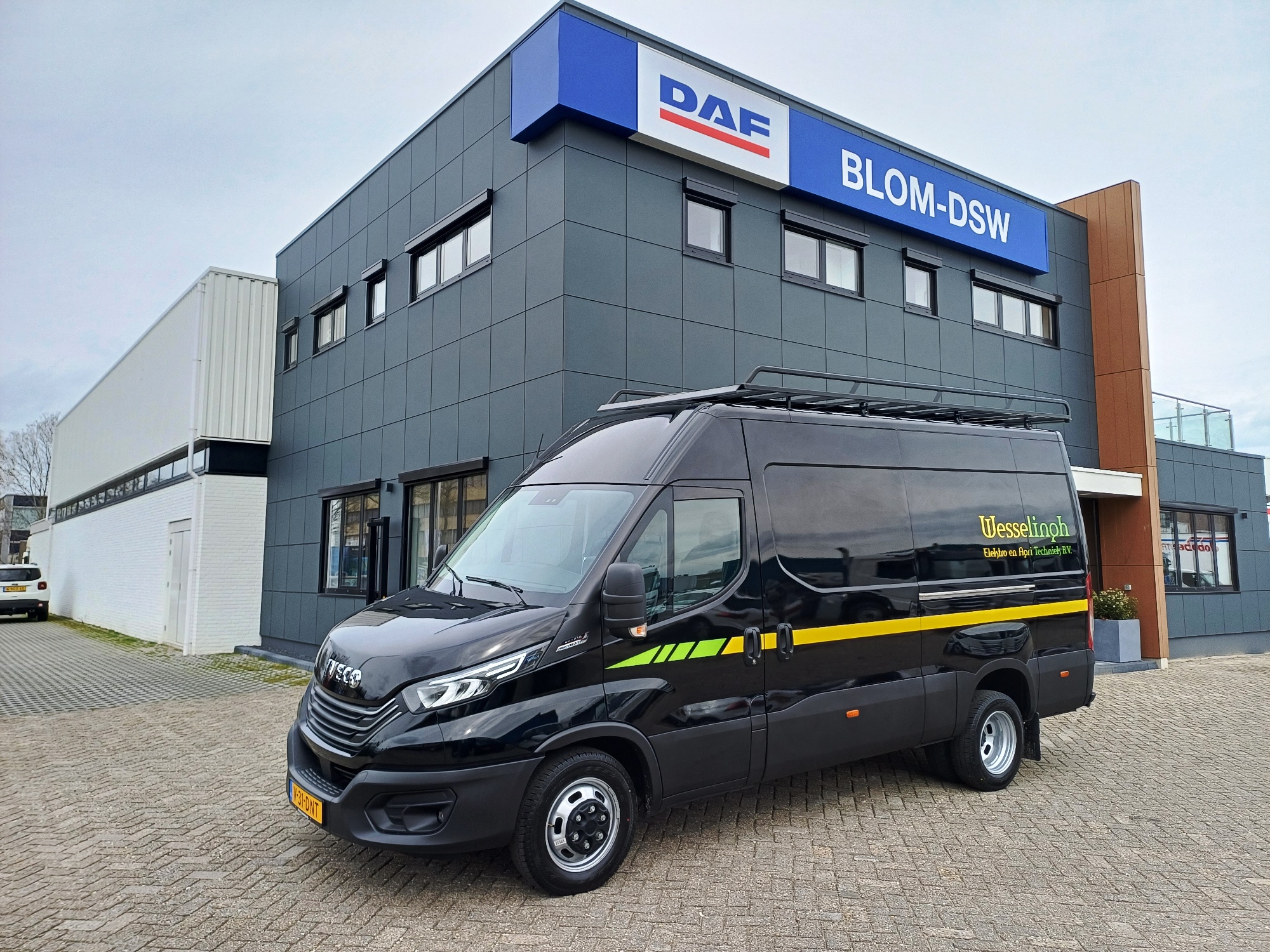 Wesselingh Elektro en Agri techniek - Iveco Daily 40C21 HA8Z V