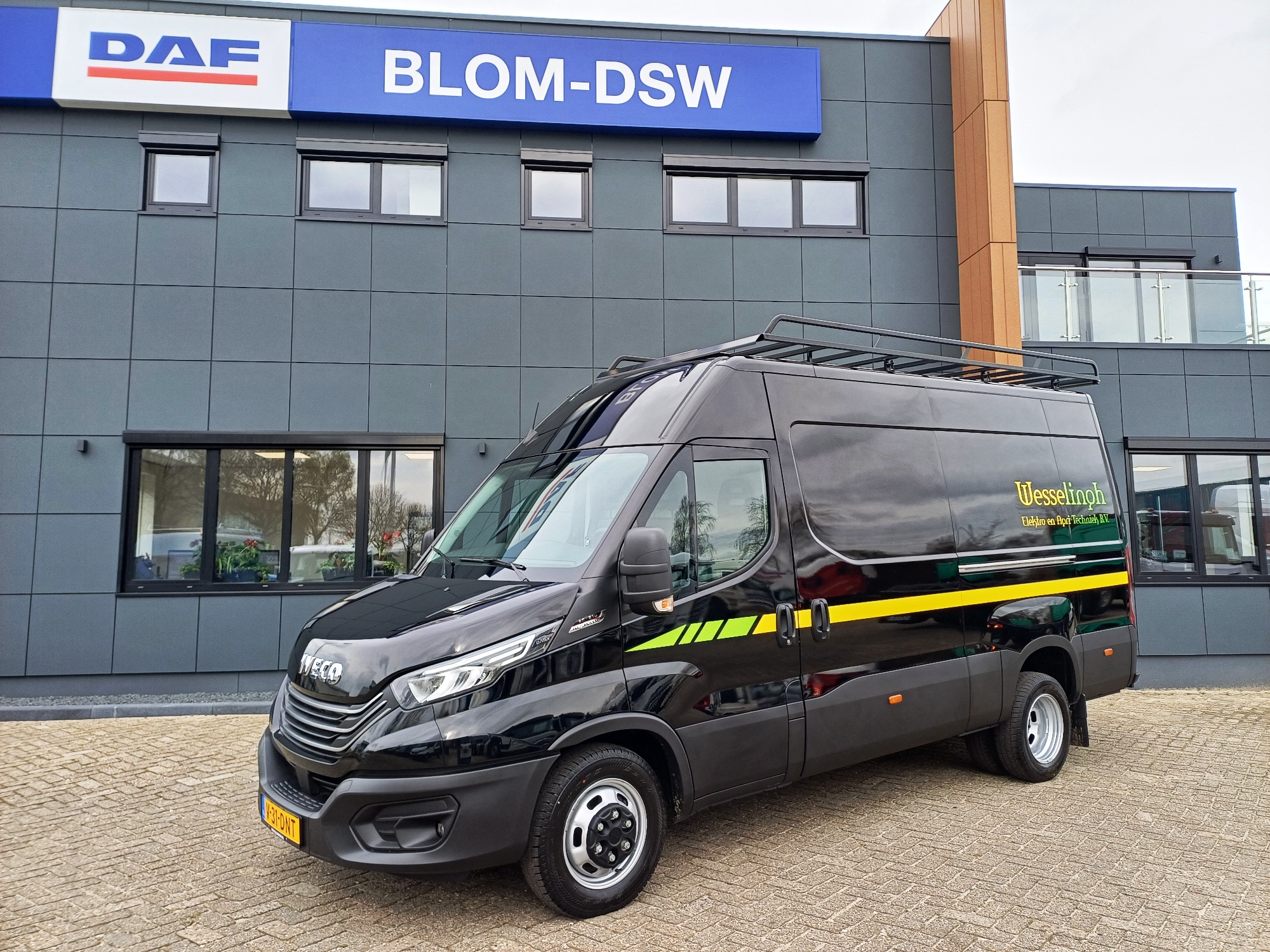 Wesselingh Elektro en Agri techniek - Iveco Daily 40C21 HA8Z V