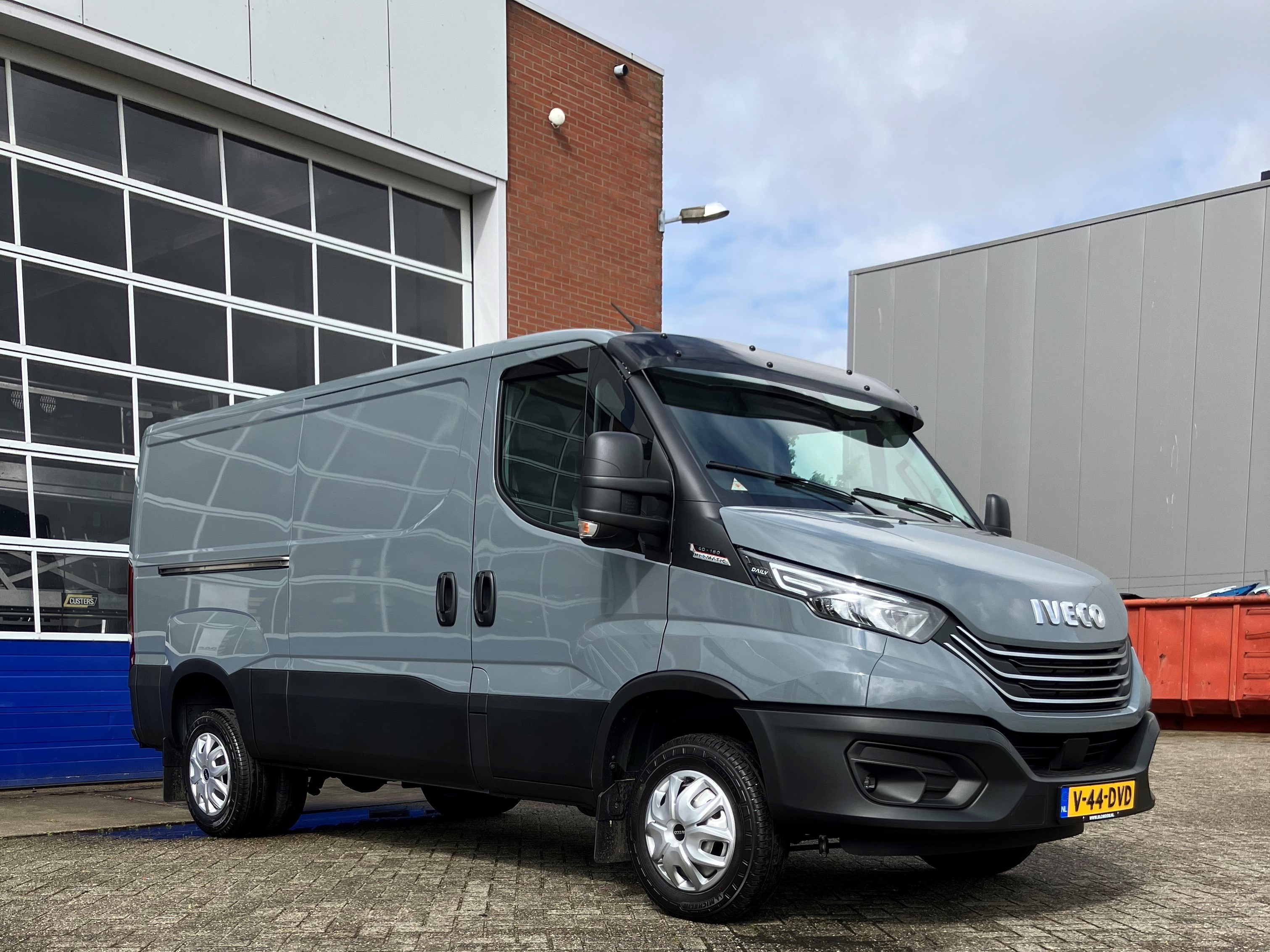 Iveco Daily 40C18 HA8Z V - PJ Van Klaveren