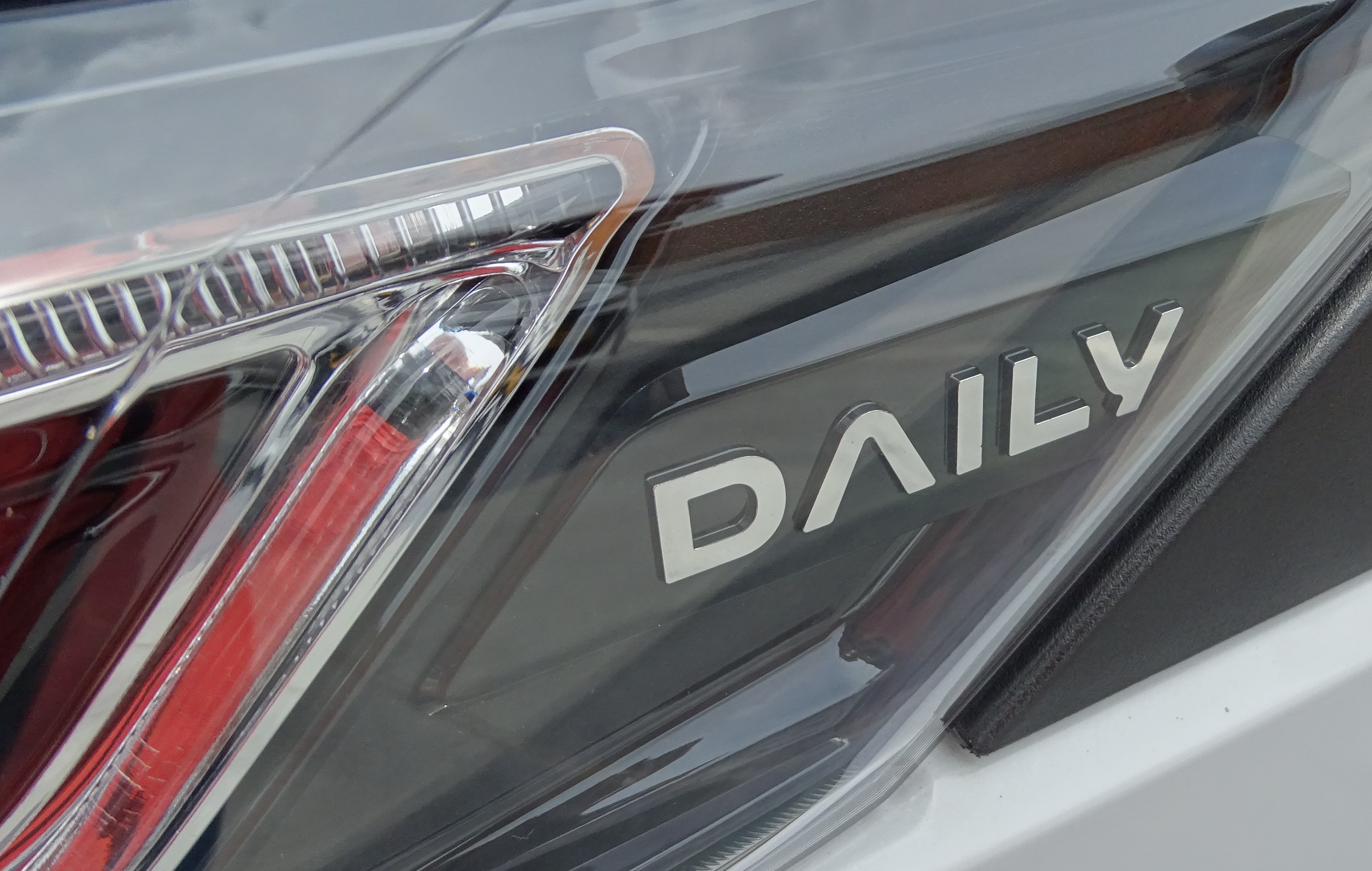 TU Delft - Iveco eDaily 42S14 