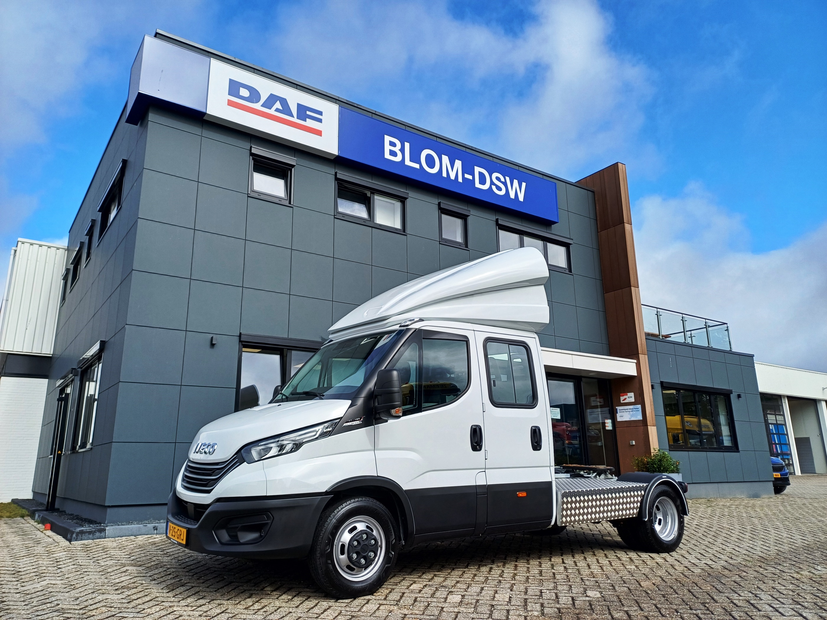 Btech - Iveco Daily 40C18 HA8 Dubbele Cabine (4).jpg