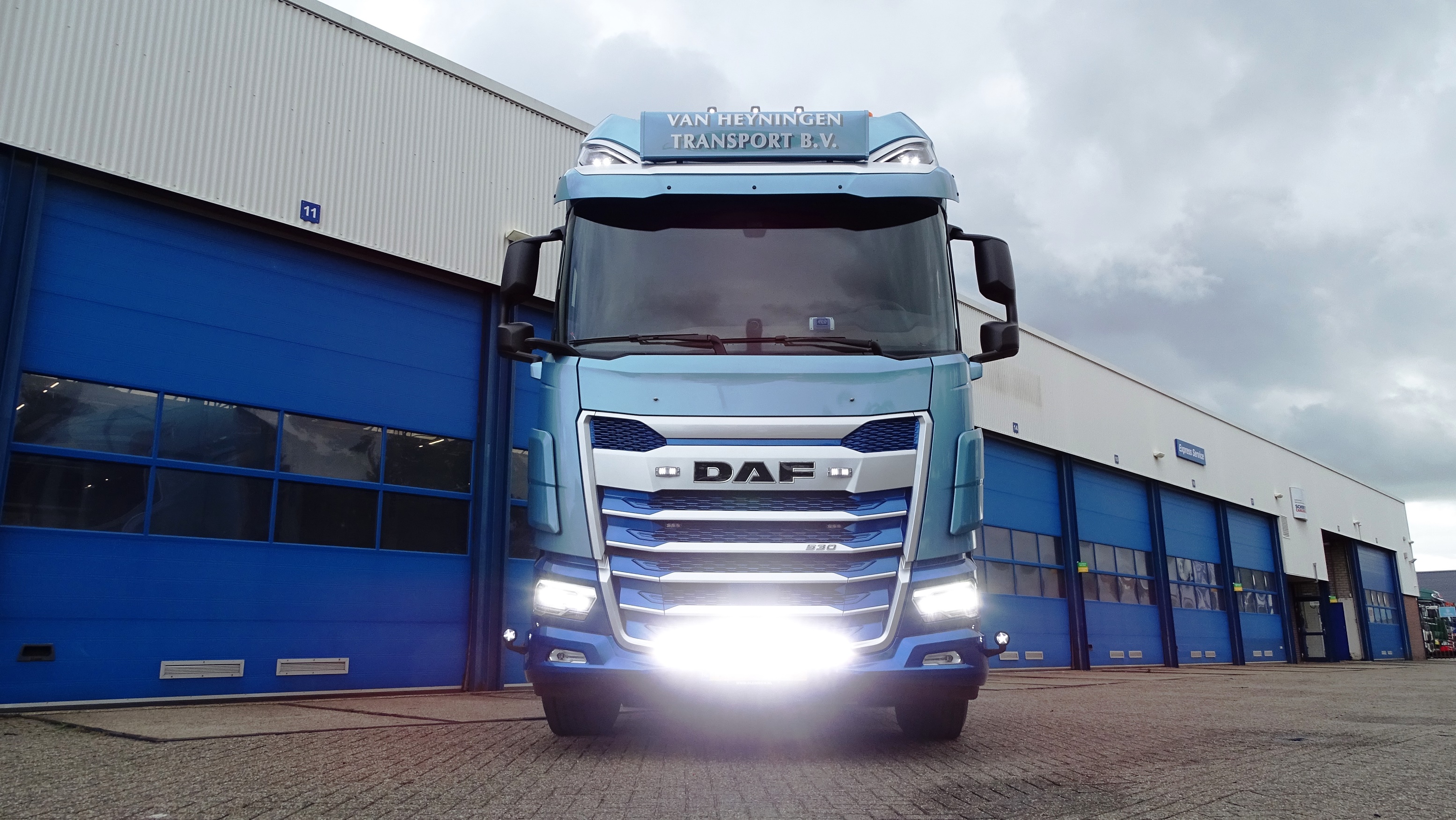 DAF XG+ 530 FTG NGD - Van Heyningen Transport B.V.