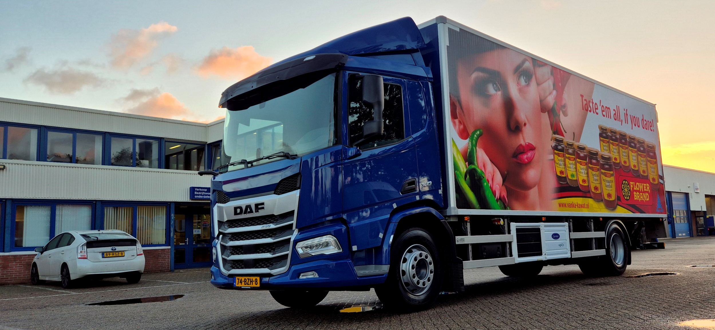 Vanka Kawat - DAF XD 290 FA DC 19T NGD