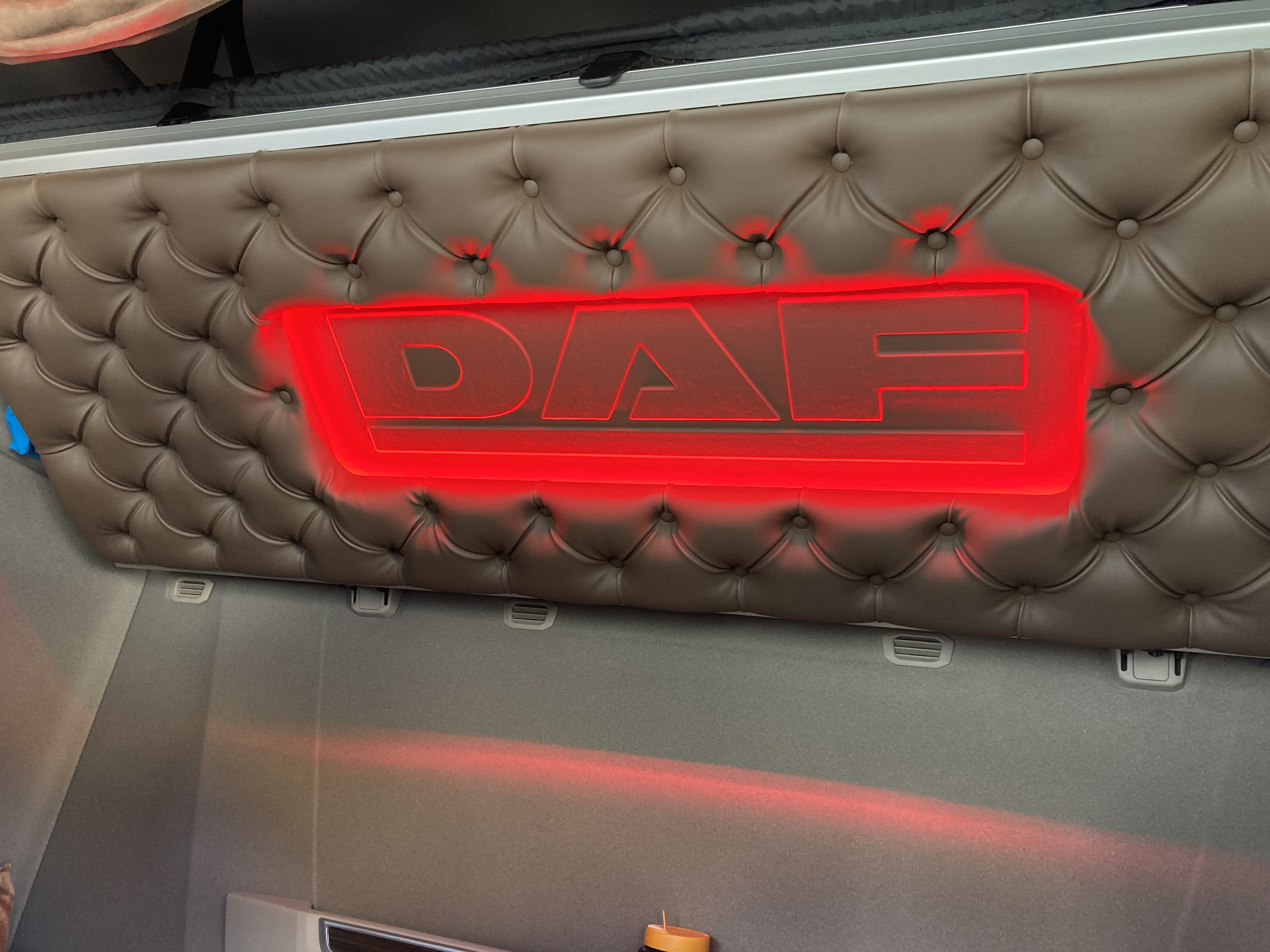 G. Dekker - DAF XG+ 480 FT NGD