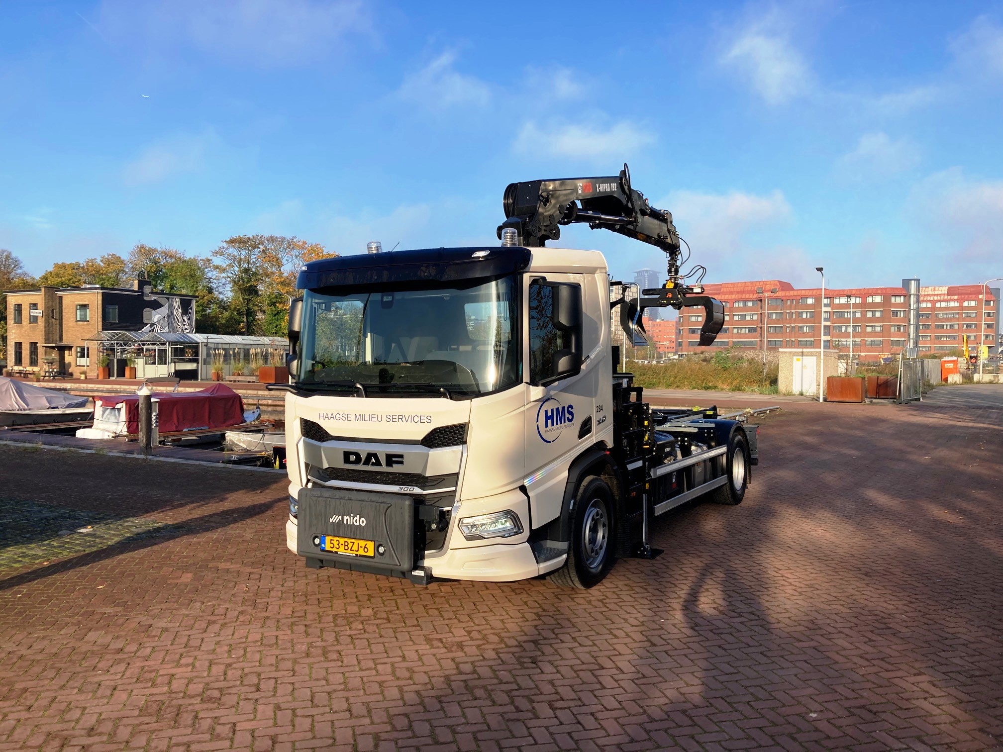 Haagse Milieu Services - DAF XD 300 FA DC