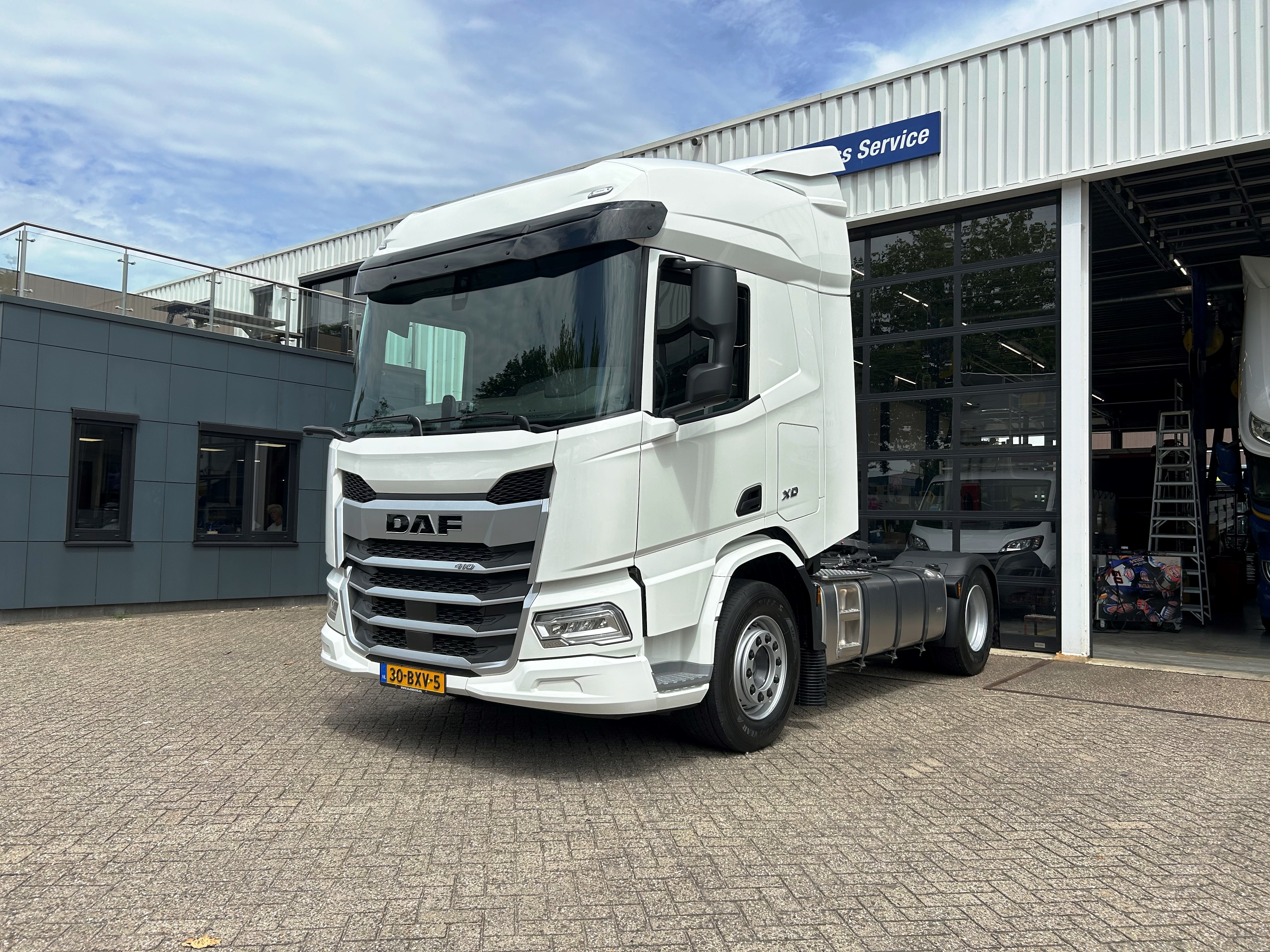 2x DAF XD 410 FT SHC NGD - Velder B.V.