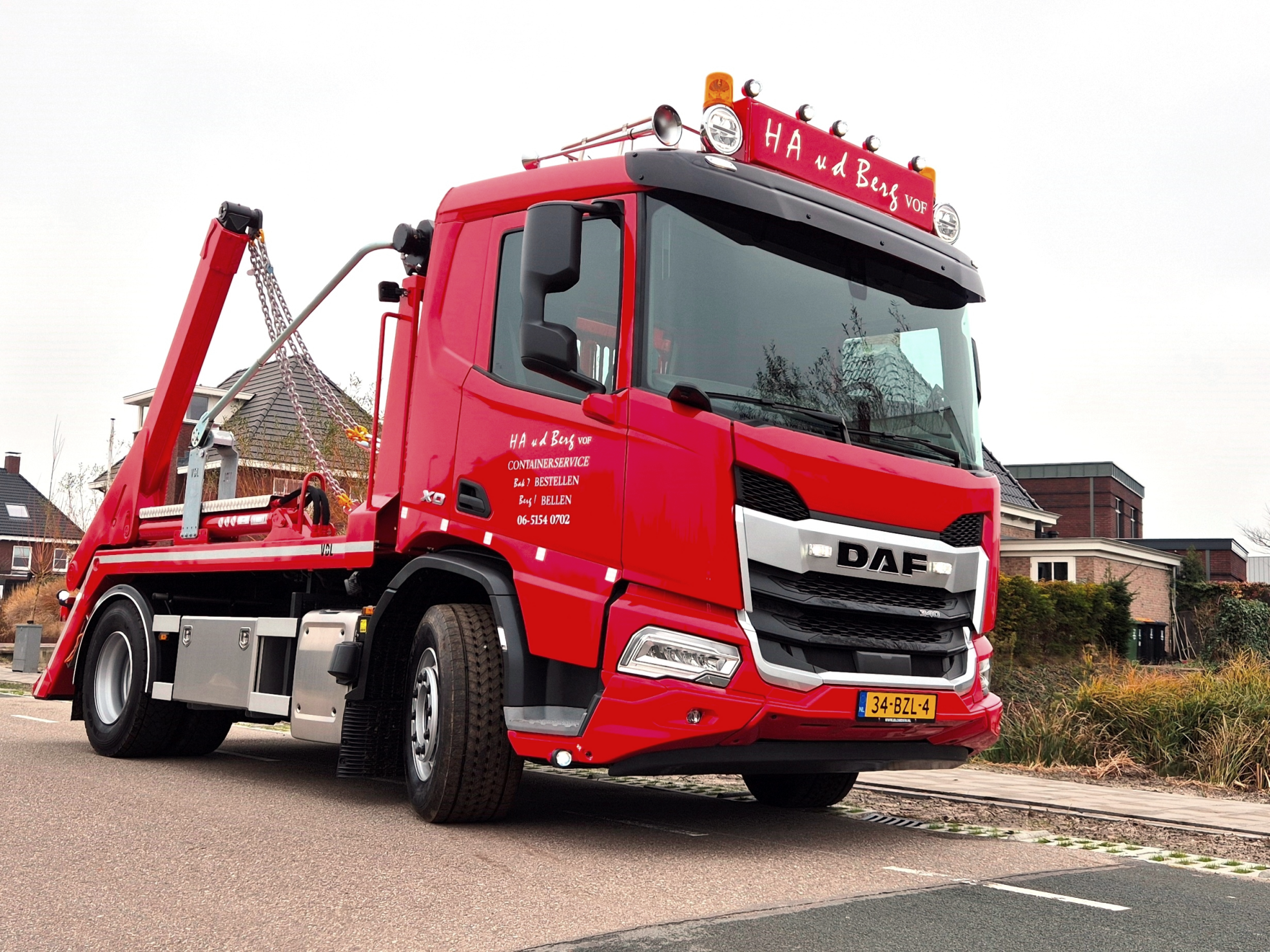 DAF XD 340 FA DC NGD - H.A van den Berg  VOF