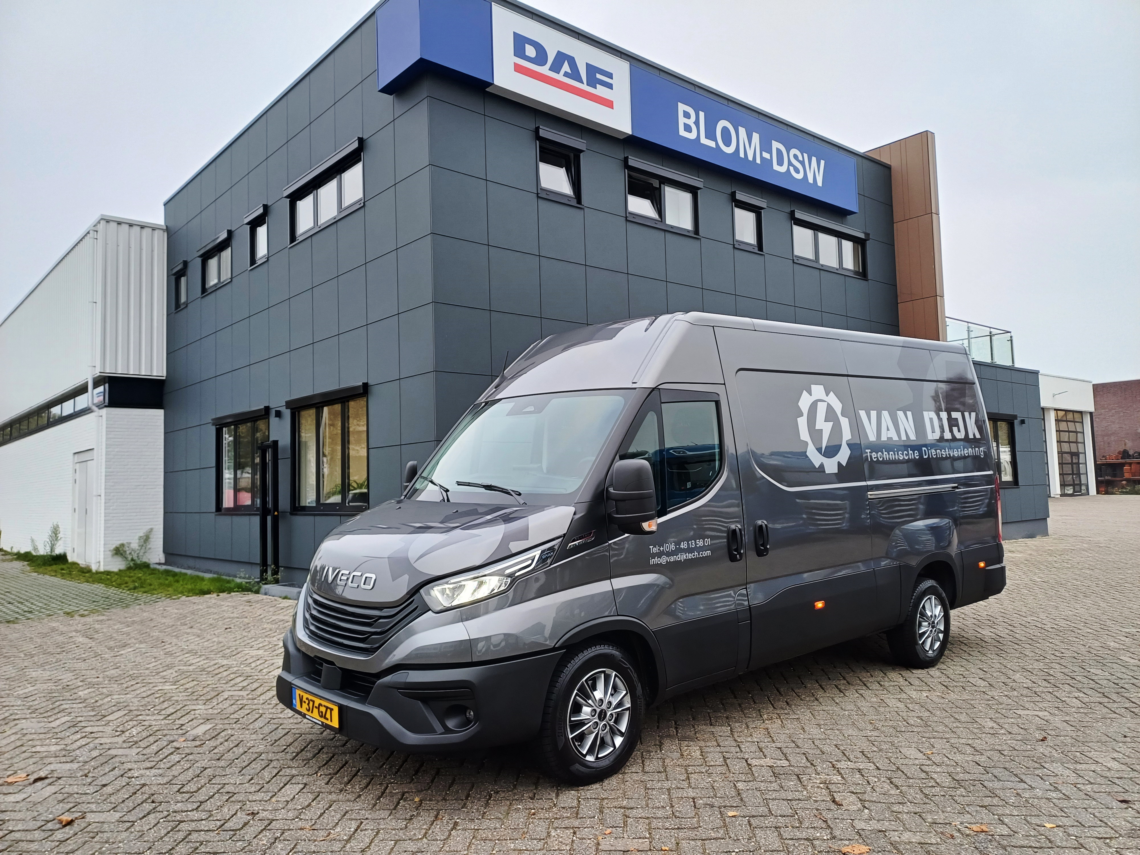 Iveco Daily 35S18 A8V - Van Dijk Technische Dienstverlening