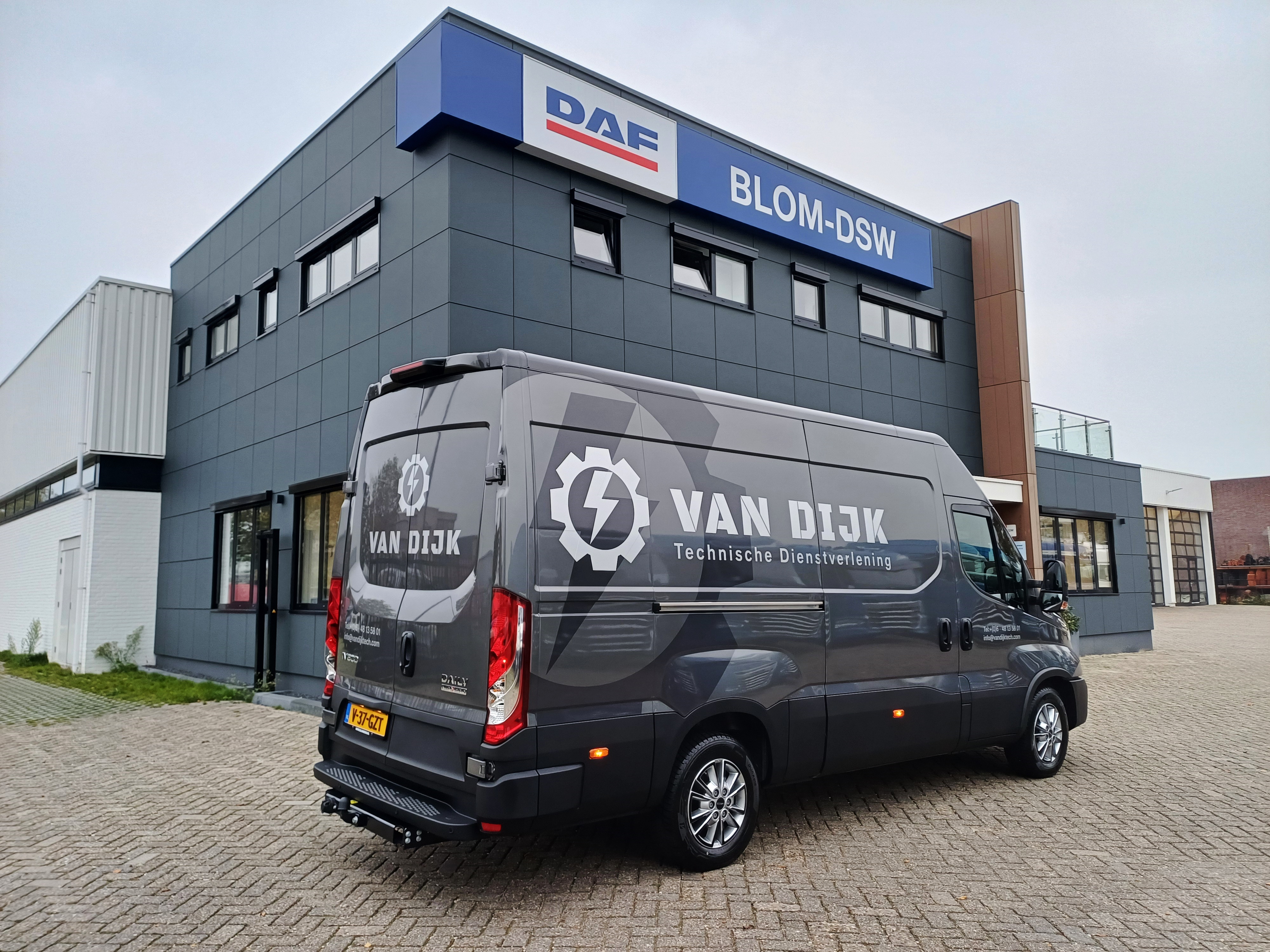 Iveco Daily 35S18 A8V - Van Dijk Technische Dienstverlening