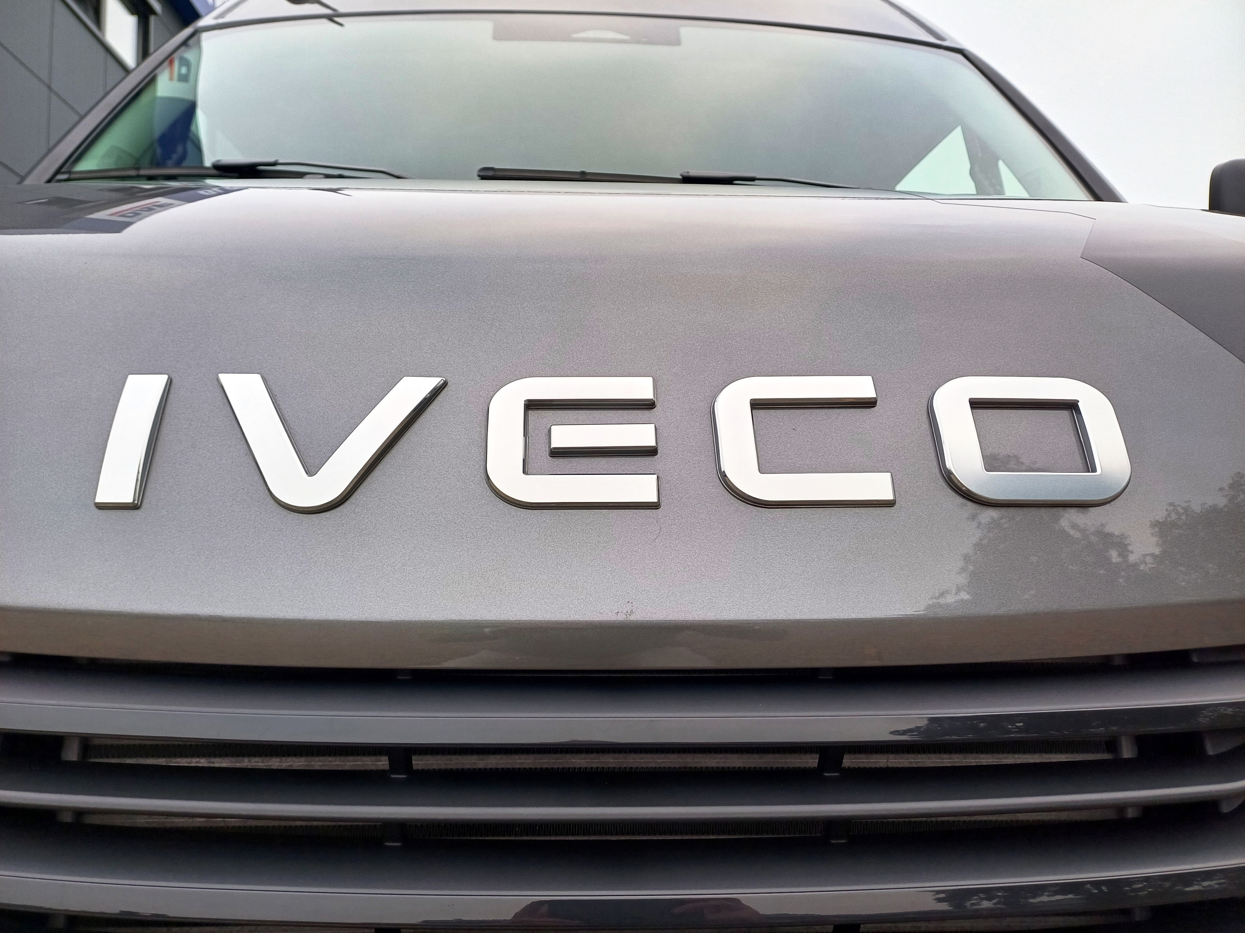 Iveco Daily 35S18 A8V - Van Dijk Technische Dienstverlening