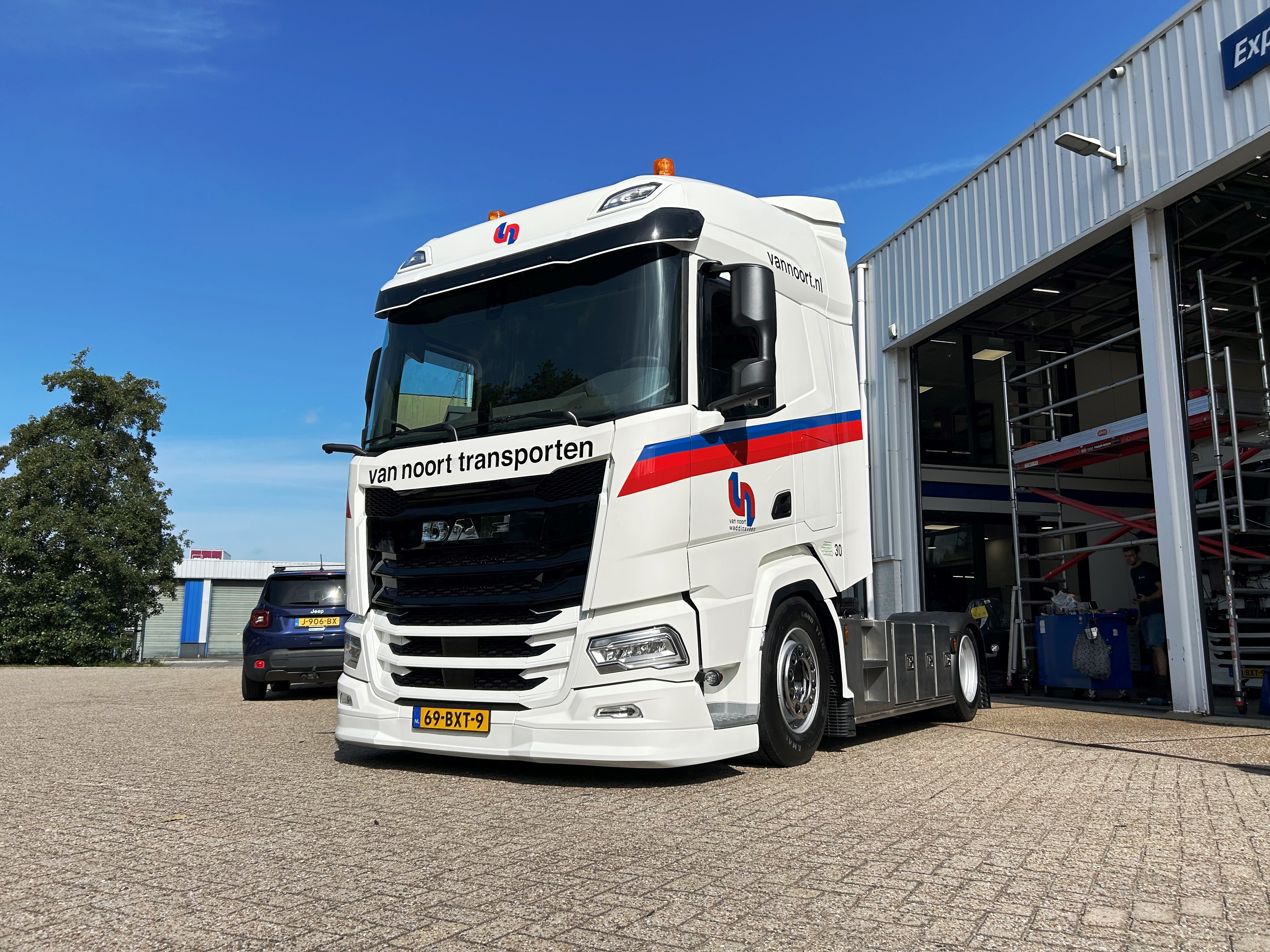 DAF Van Noort bedrijven BV - XF 430 FT SHC