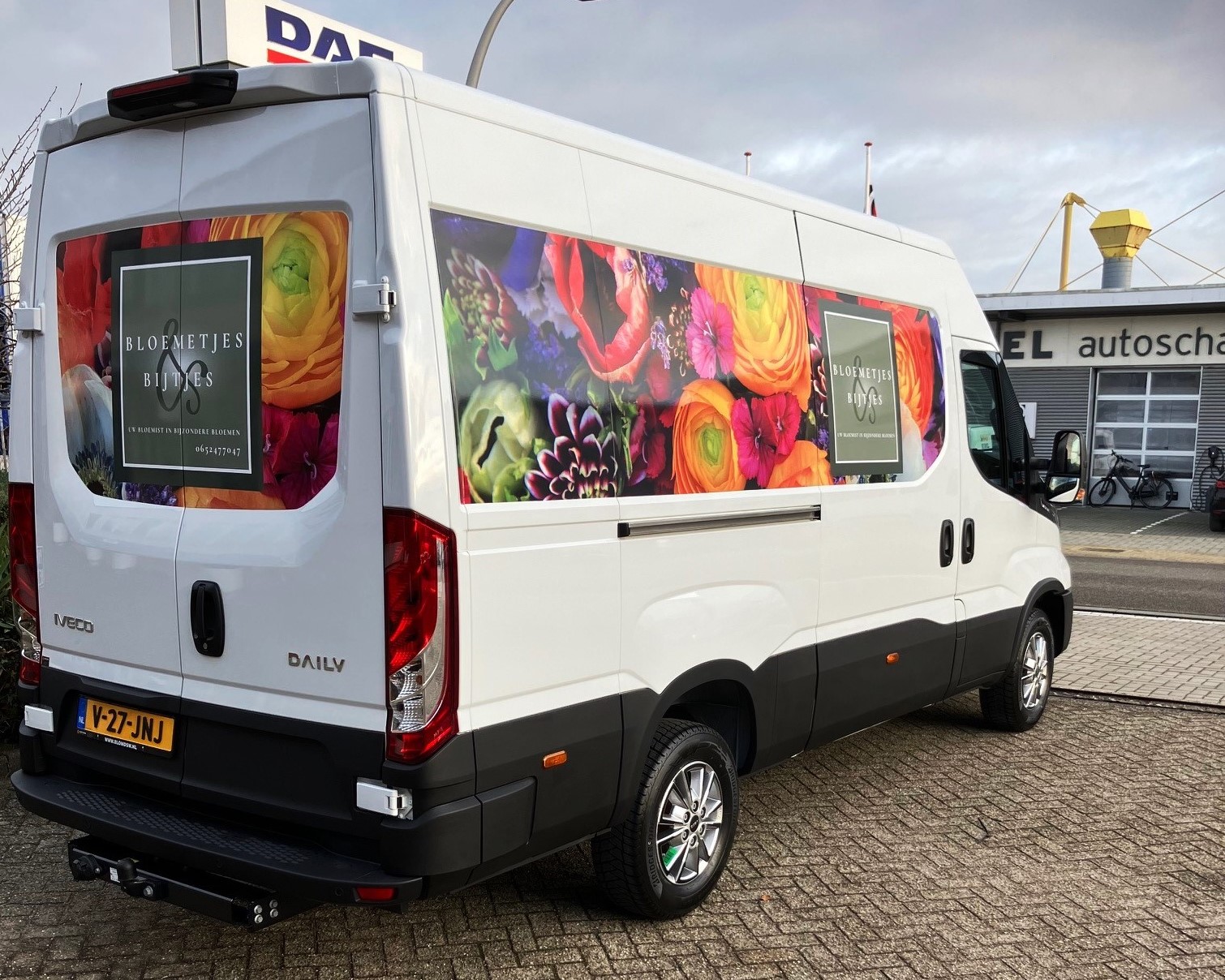 Bloemetjes en Bijtjes - Iveco Daily 38S16A8