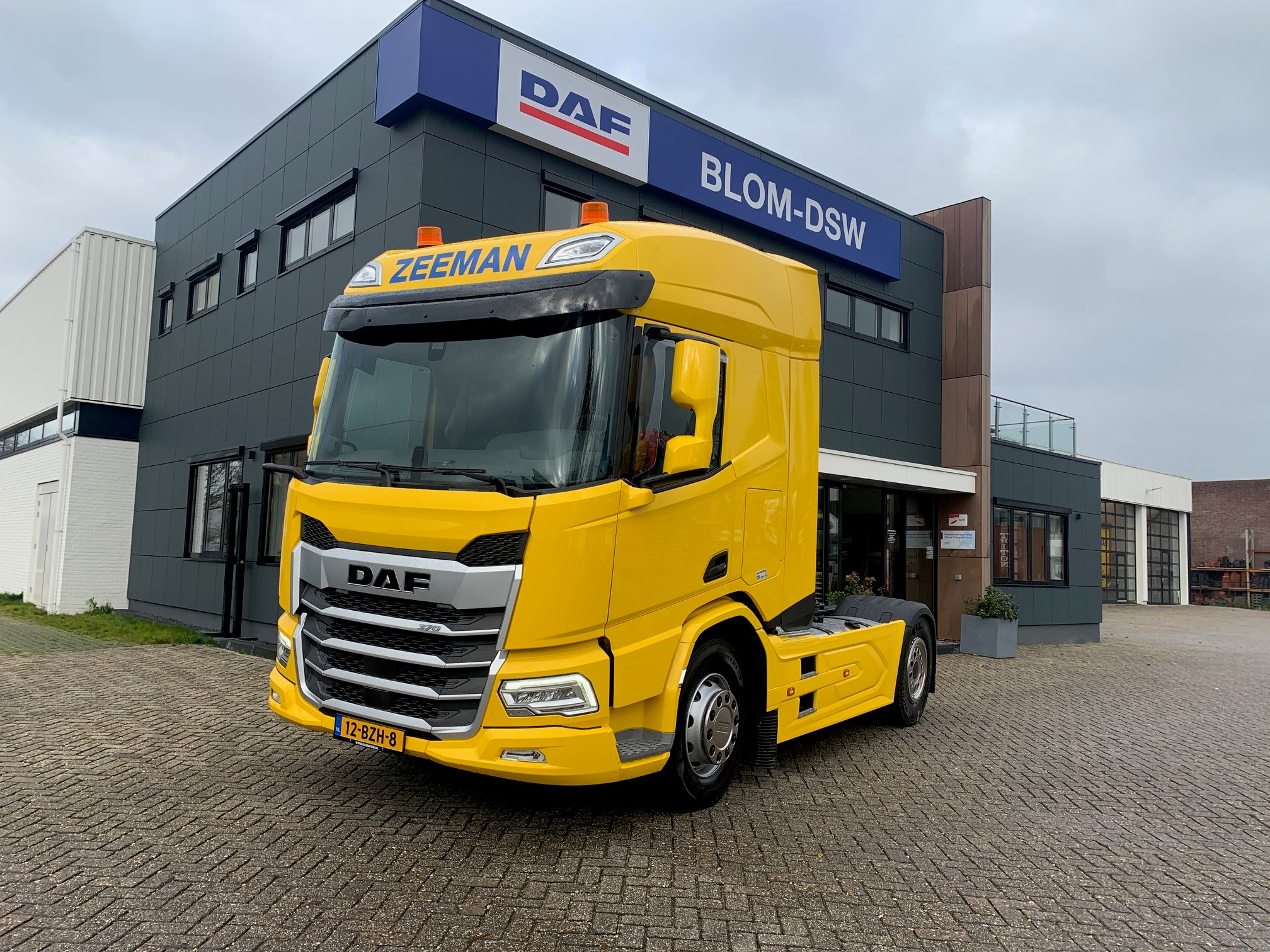 DAF XD 370 FT SHC NGD - Zeeman TextielSupers