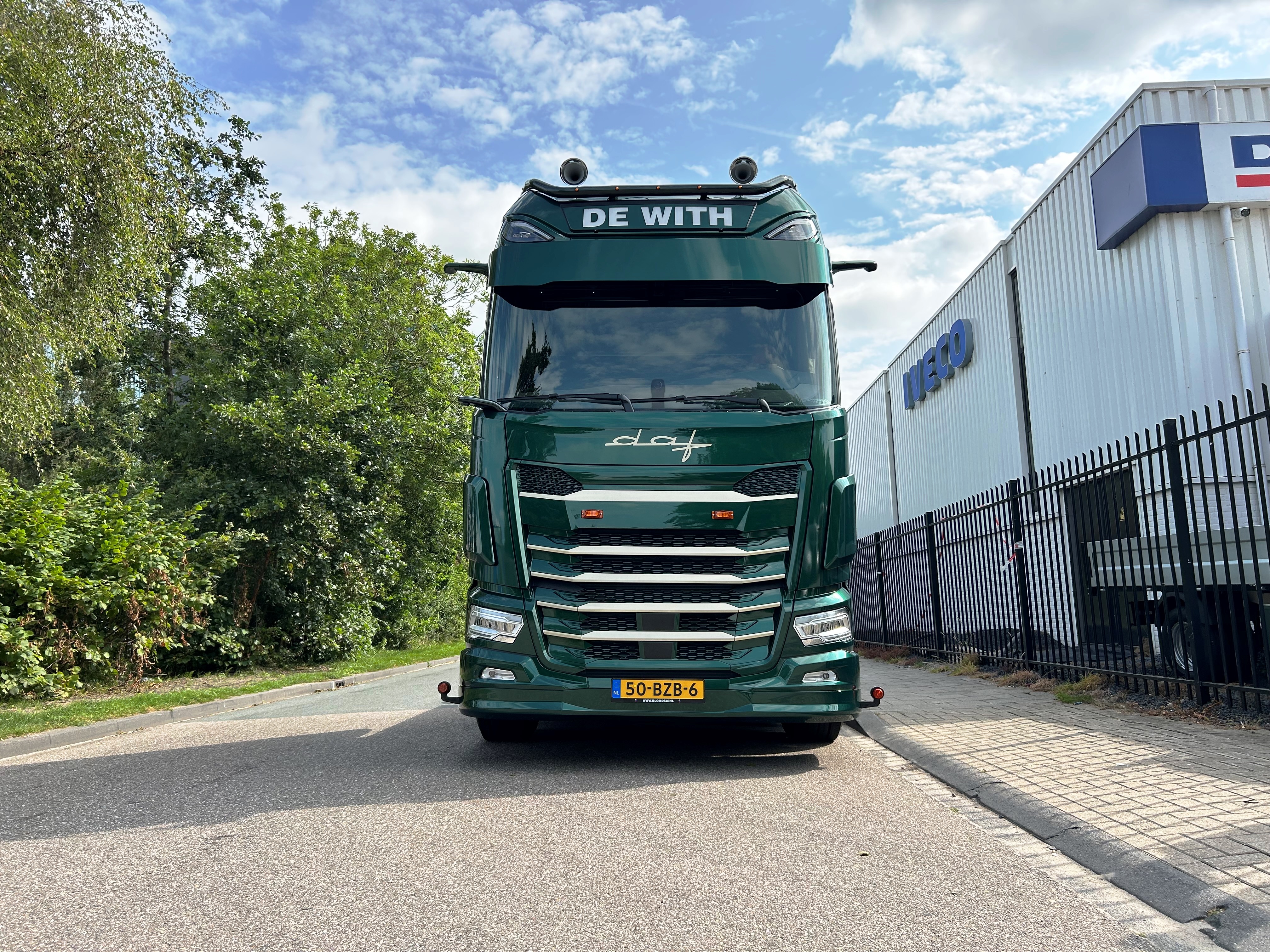 Hans de With - DAF XG+ 530 FT NGD