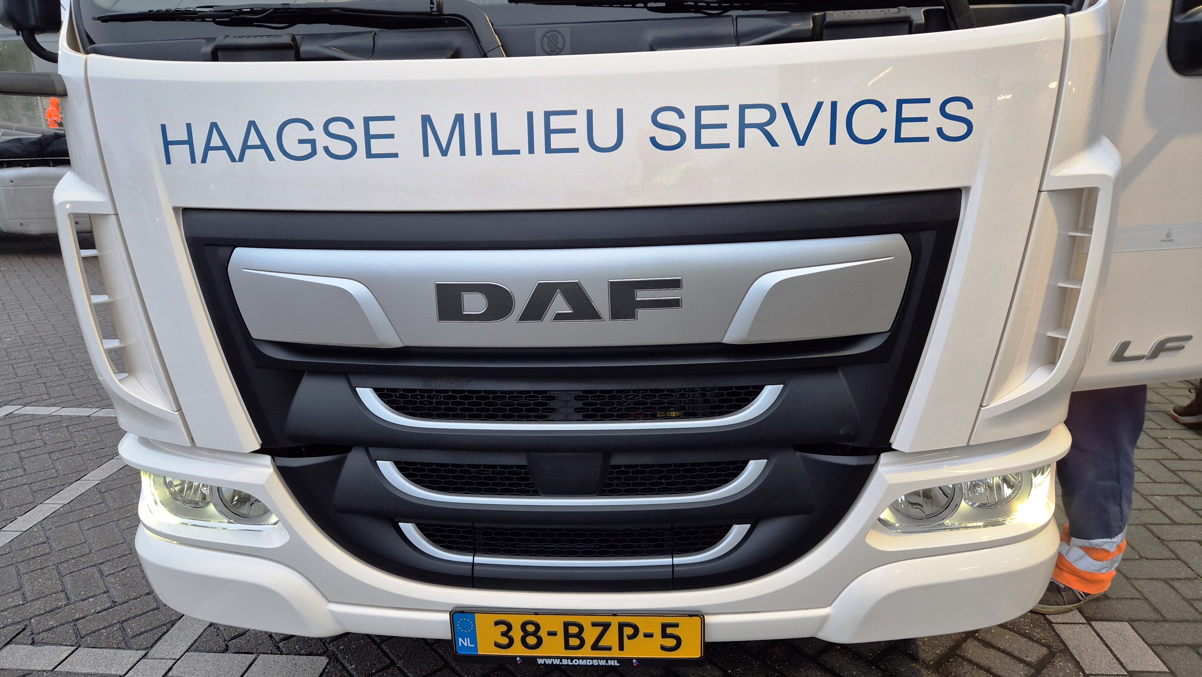 DAF LF 190 FA DC 12T - HMS