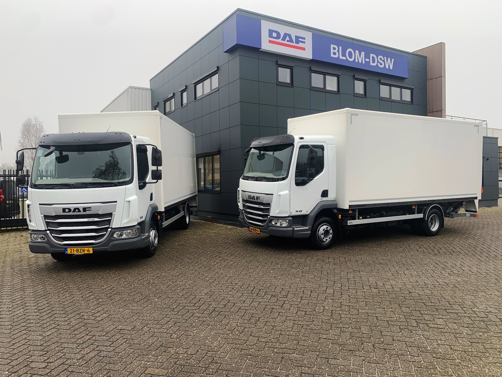 XB 210 FA DC 12T - Edelweiss -  Modeluxe Linnen